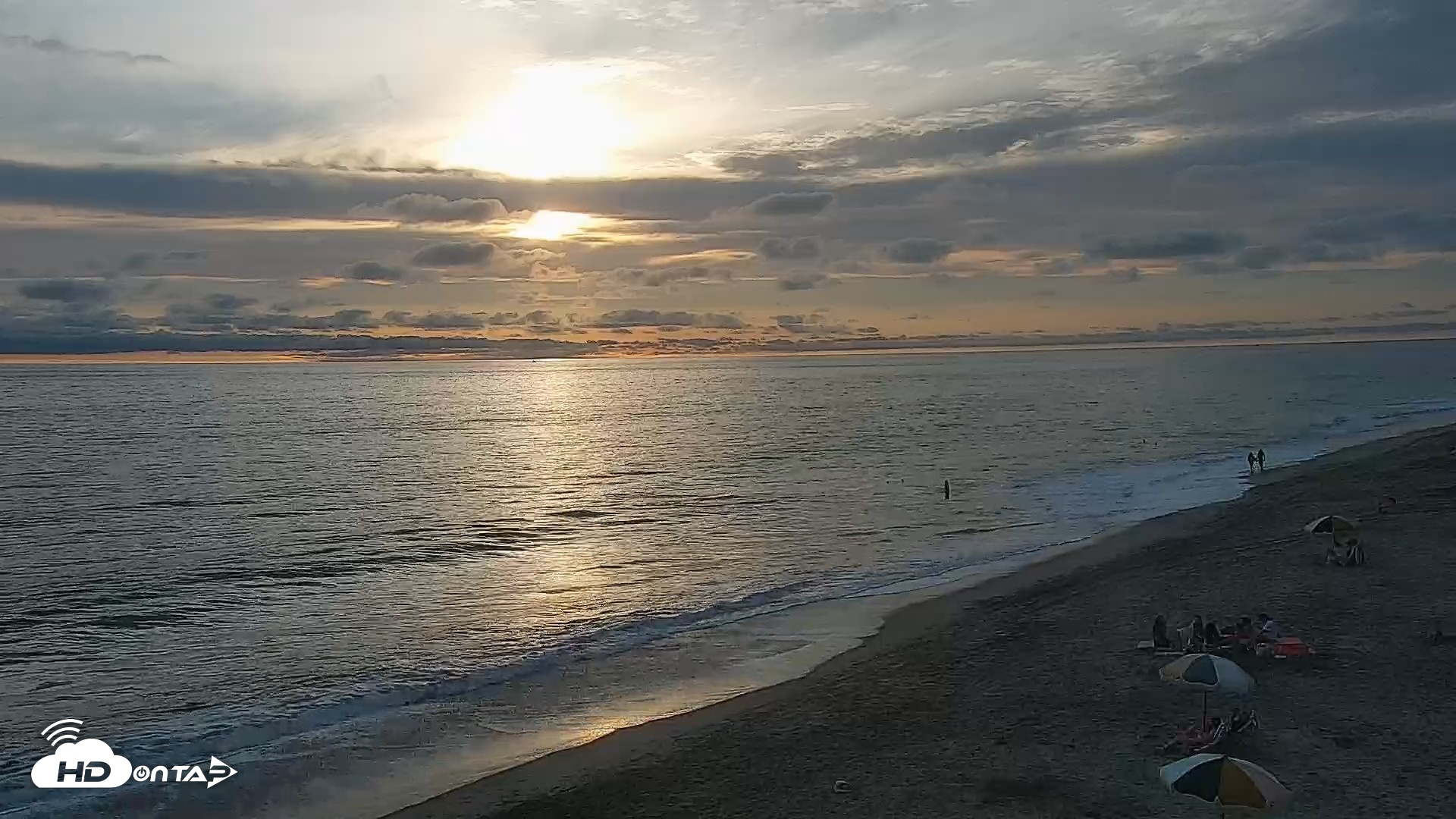Snapshot of Carlsbad Beach Surf Live Webcam taken Aug 13, 2026, 7:06pm PDT