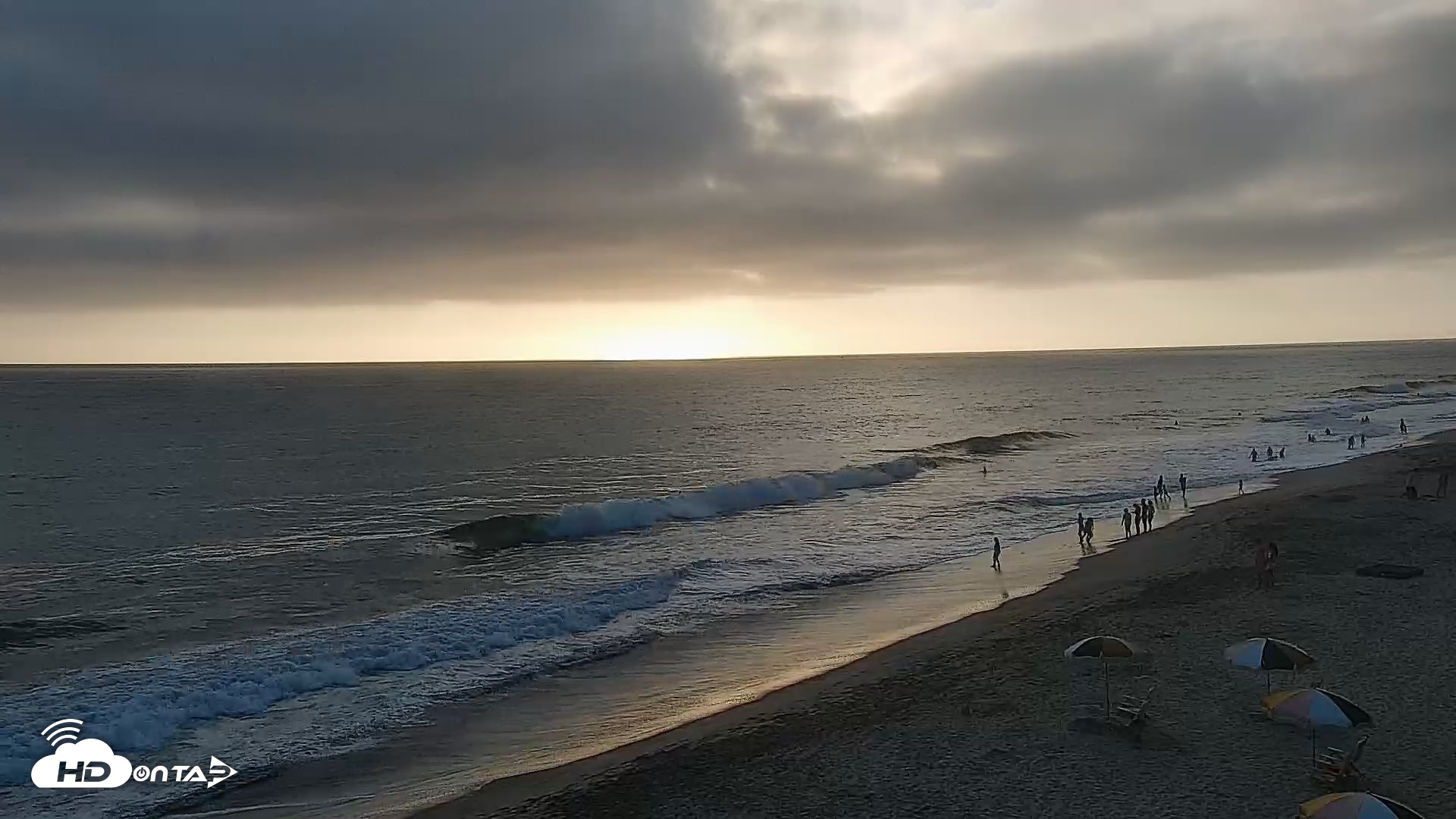 Snapshot of Carlsbad Beach Surf Live Webcam taken Jul 23, 2026, 7:05pm PDT