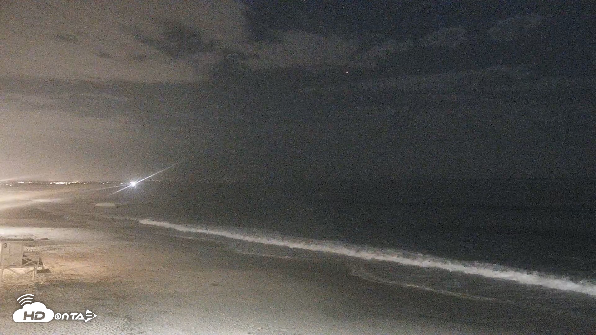 Snapshot of Carlsbad Beach Surf Live Webcam taken Jun 23, 2026, 9:48pm PDT