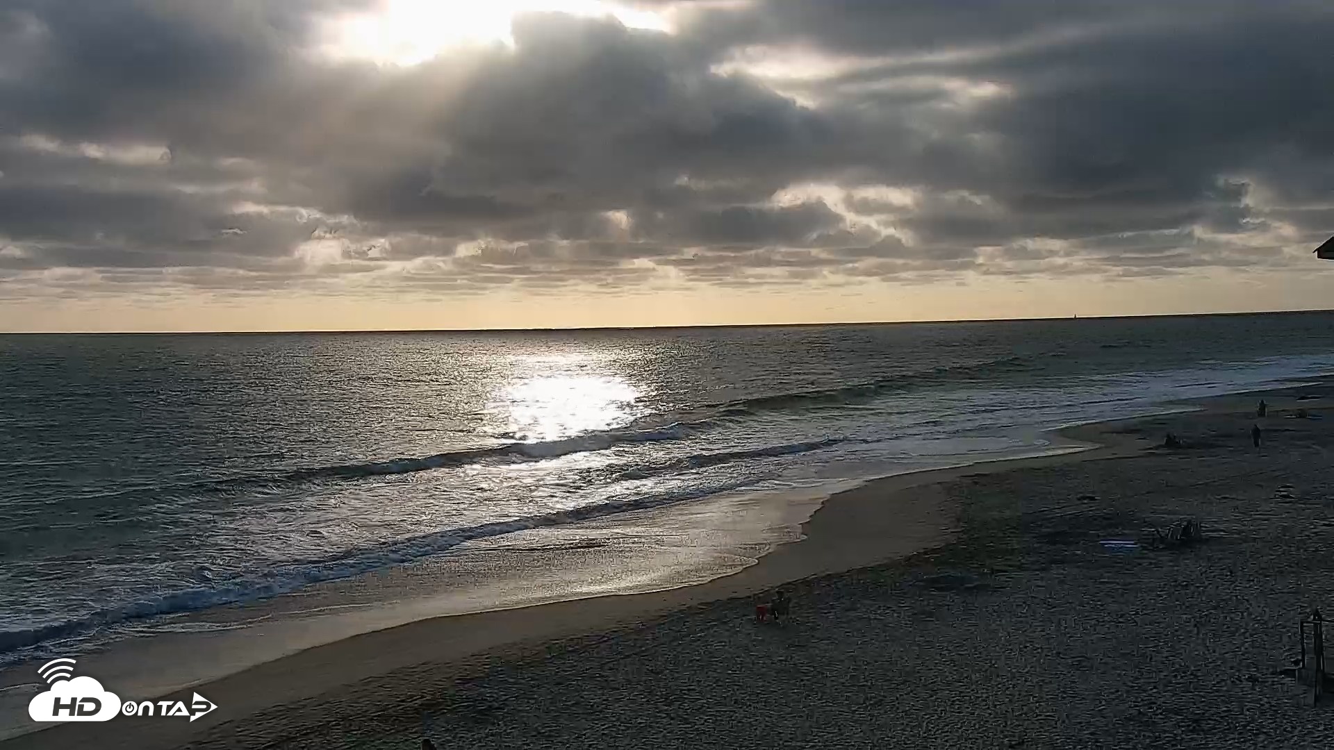 Snapshot of Carlsbad Beach Surf Live Webcam taken Jun 30, 2026, 6:39pm PDT