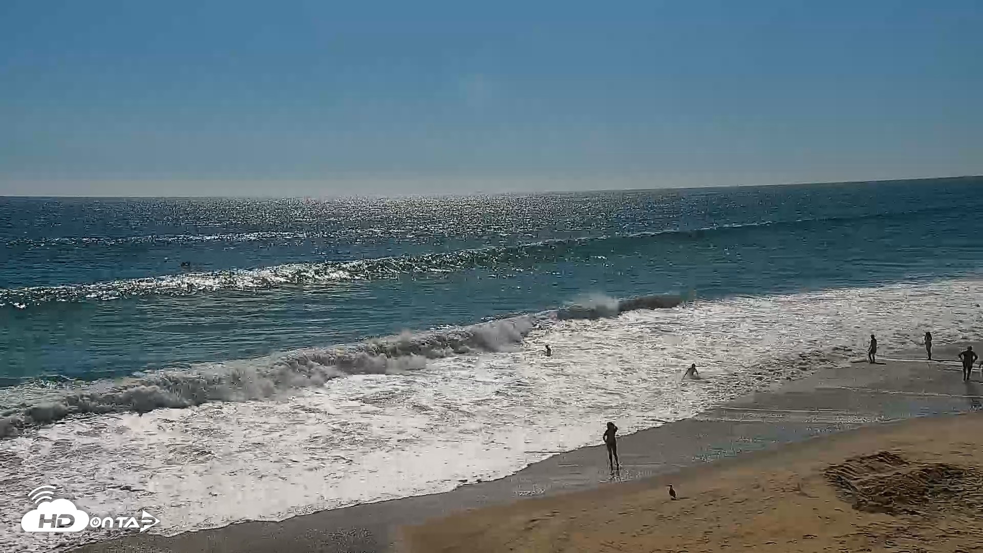 Snapshot of Carlsbad Beach Surf Live Webcam taken Jul 21, 2026, 4:10pm PDT