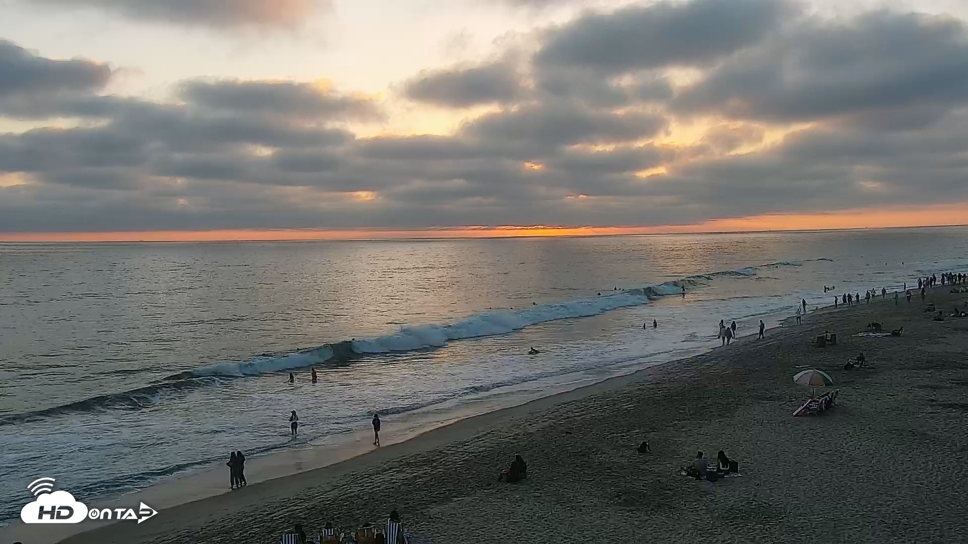 Snapshot of Carlsbad Beach Surf Live Webcam taken Jul 19, 2026, 7:48pm PDT