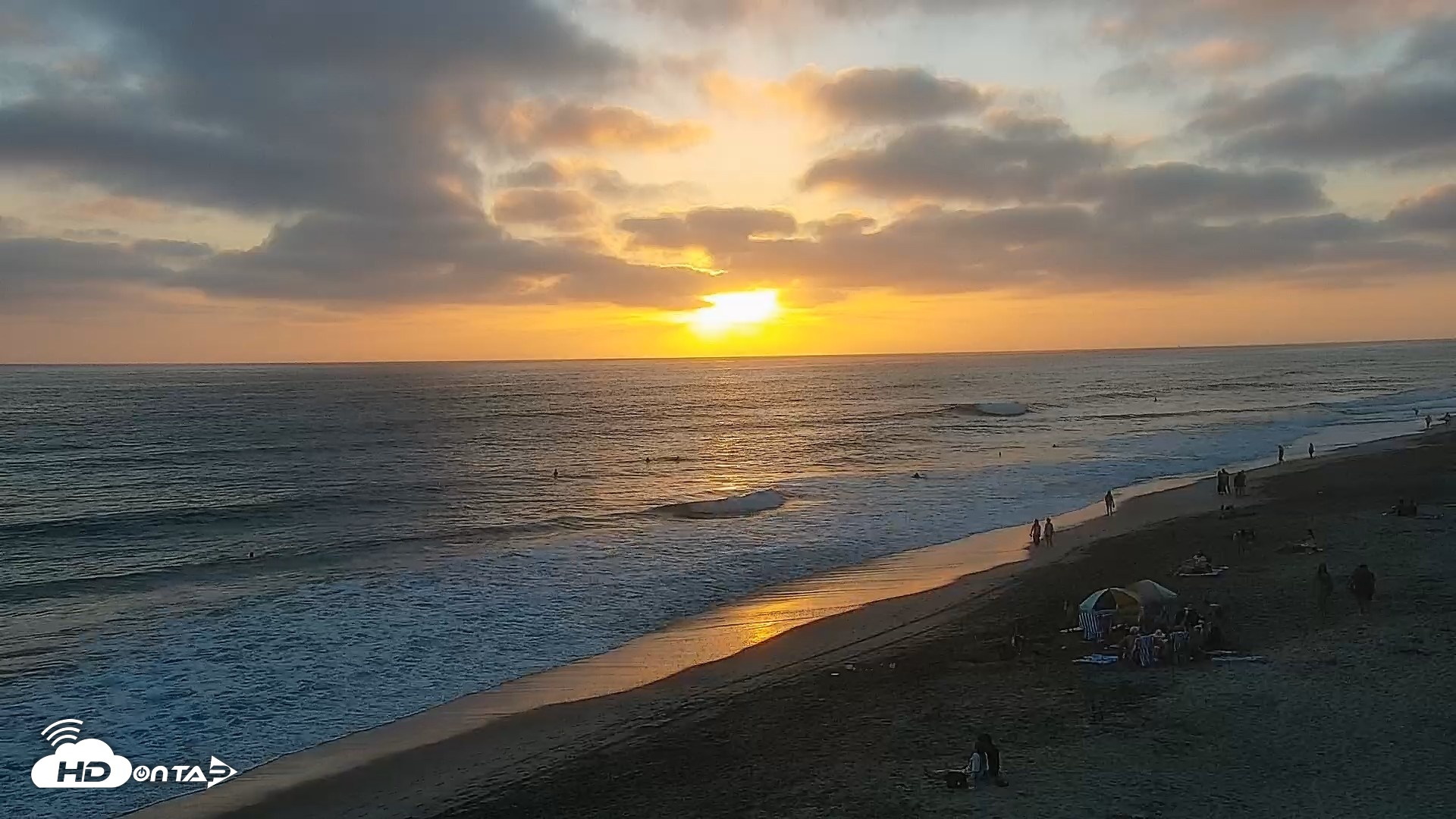 Snapshot of Carlsbad Beach Surf Live Webcam taken Aug 1, 2026, 7:40pm PDT