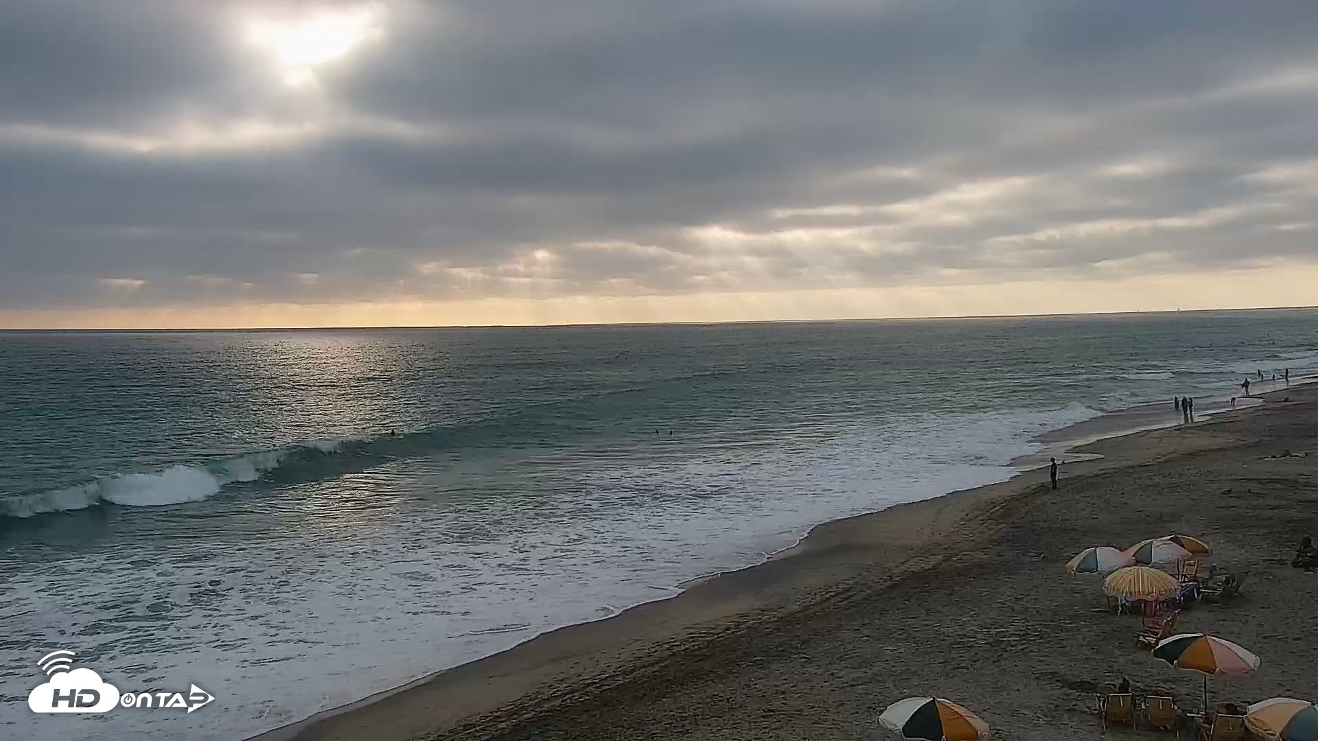 Snapshot of Carlsbad Beach Surf Live Webcam taken Jul 30, 2026, 6:39pm PDT