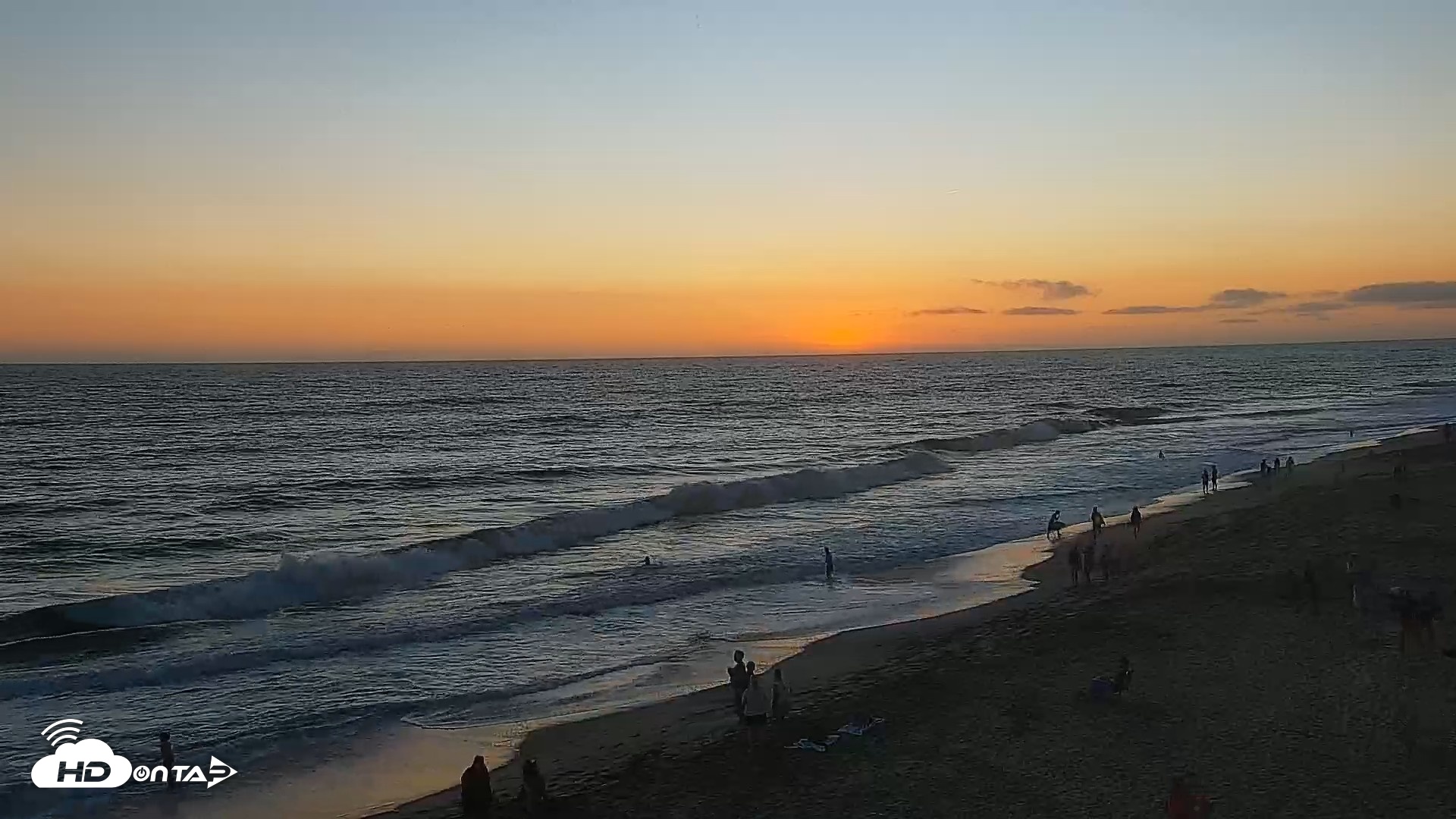 Snapshot of Carlsbad Beach Surf Live Webcam taken Jul 22, 2026, 7:57pm PDT