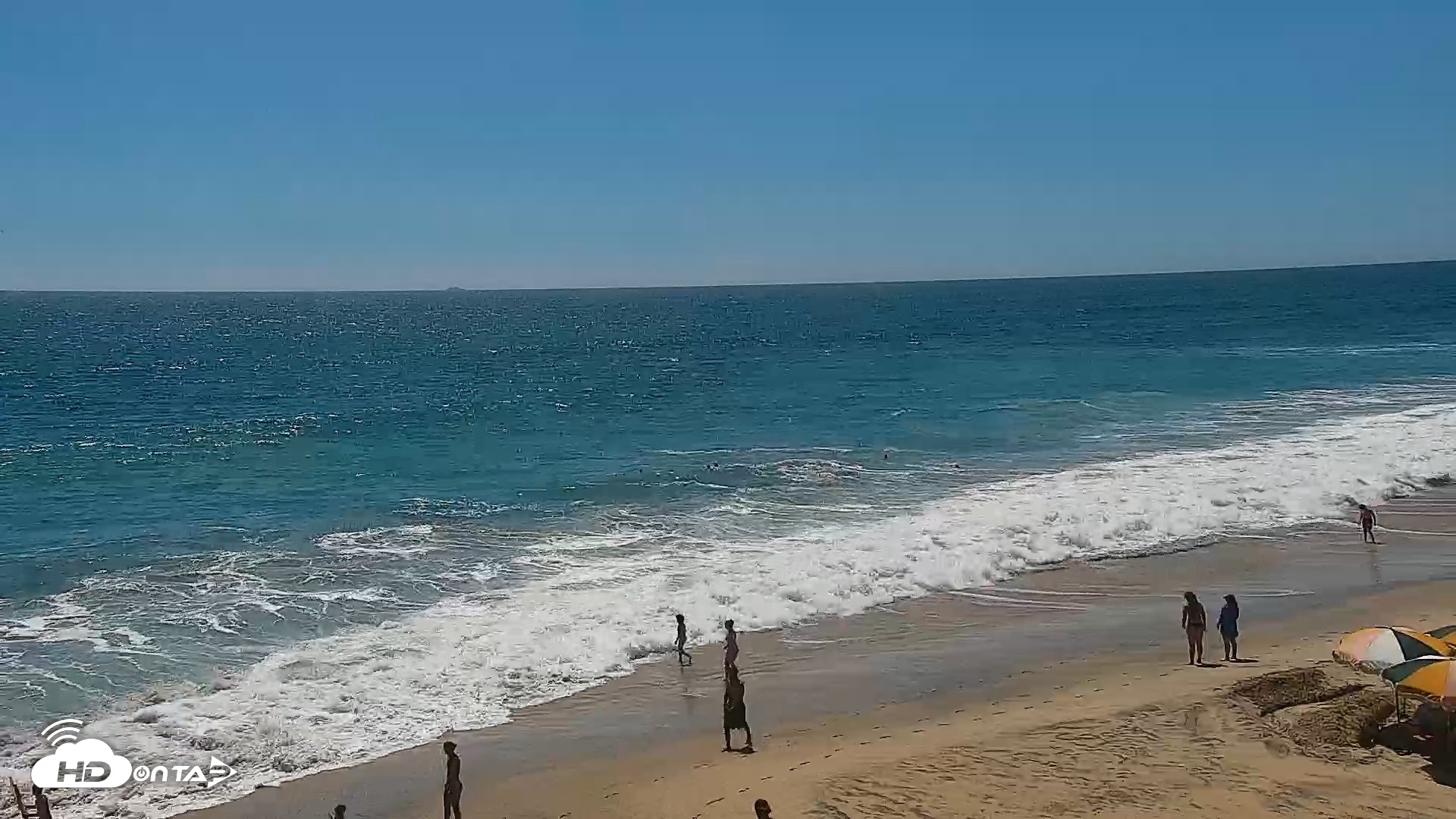 Snapshot of Carlsbad Beach Surf Live Webcam taken Jul 21, 2026, 2:57pm PDT