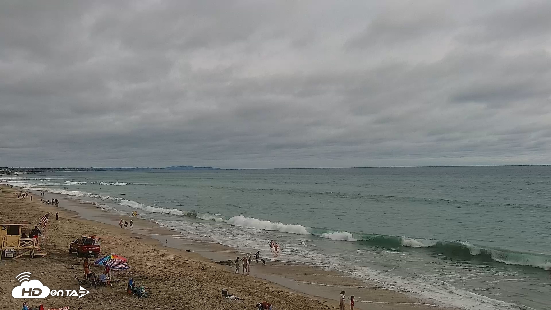Snapshot of Carlsbad Beach Surf Live Webcam taken Aug 13, 2026, 5:31pm PDT