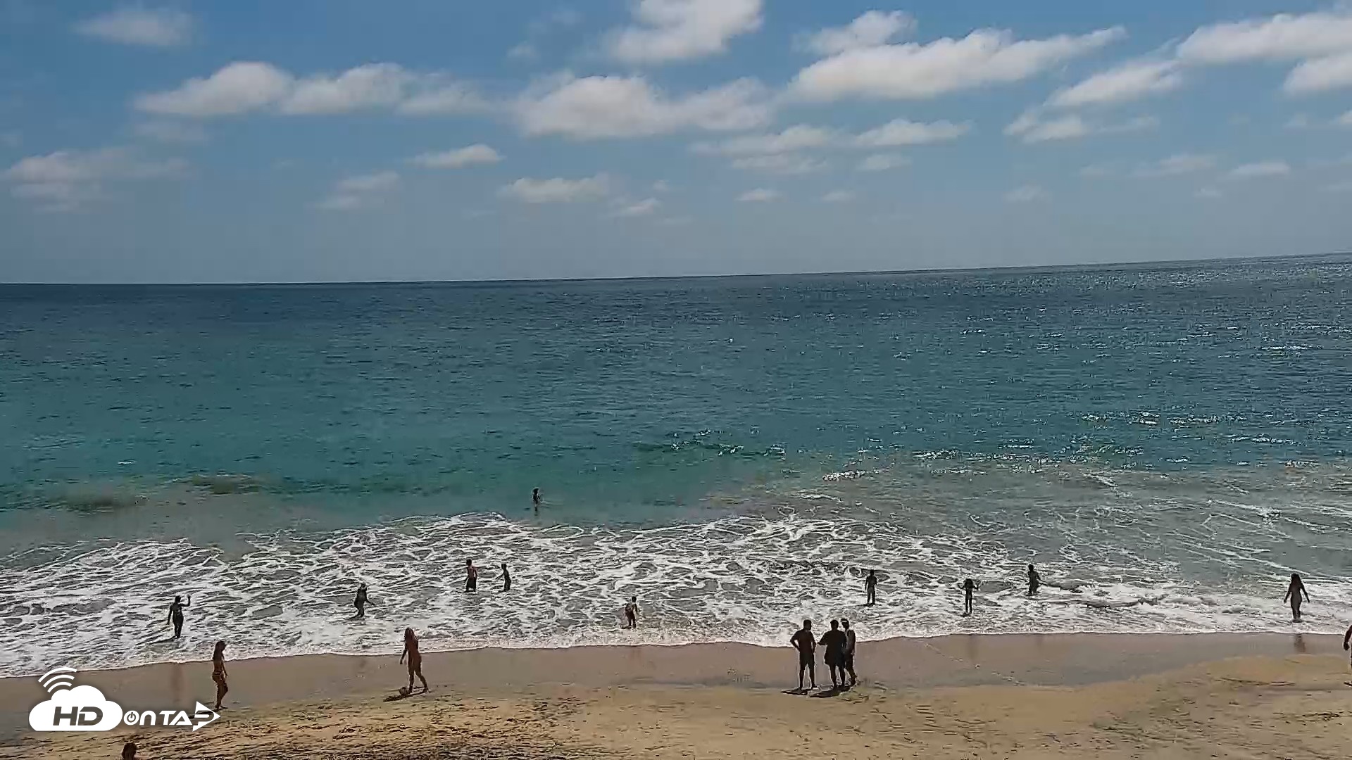 Snapshot of Carlsbad Beach Surf Live Webcam taken Jul 1, 2026, 3:15pm PDT