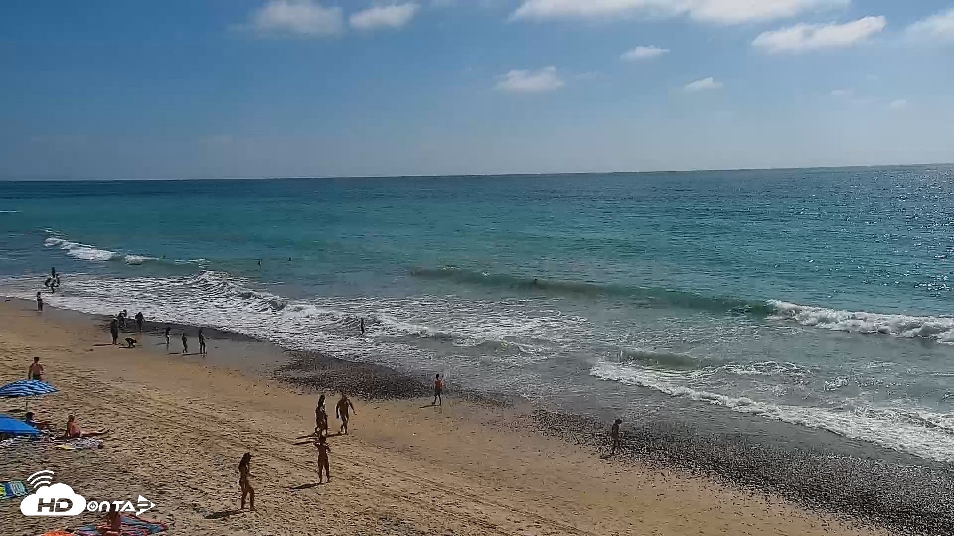 Snapshot of Carlsbad Beach Surf Live Webcam taken Sep 13, 2026, 2:57pm PDT