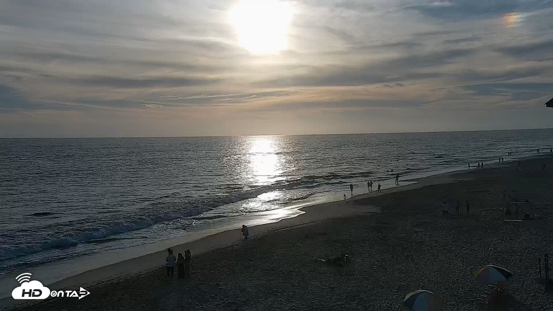 Snapshot of Carlsbad Beach Surf Live Webcam taken Jul 3, 2026, 7:03pm PDT