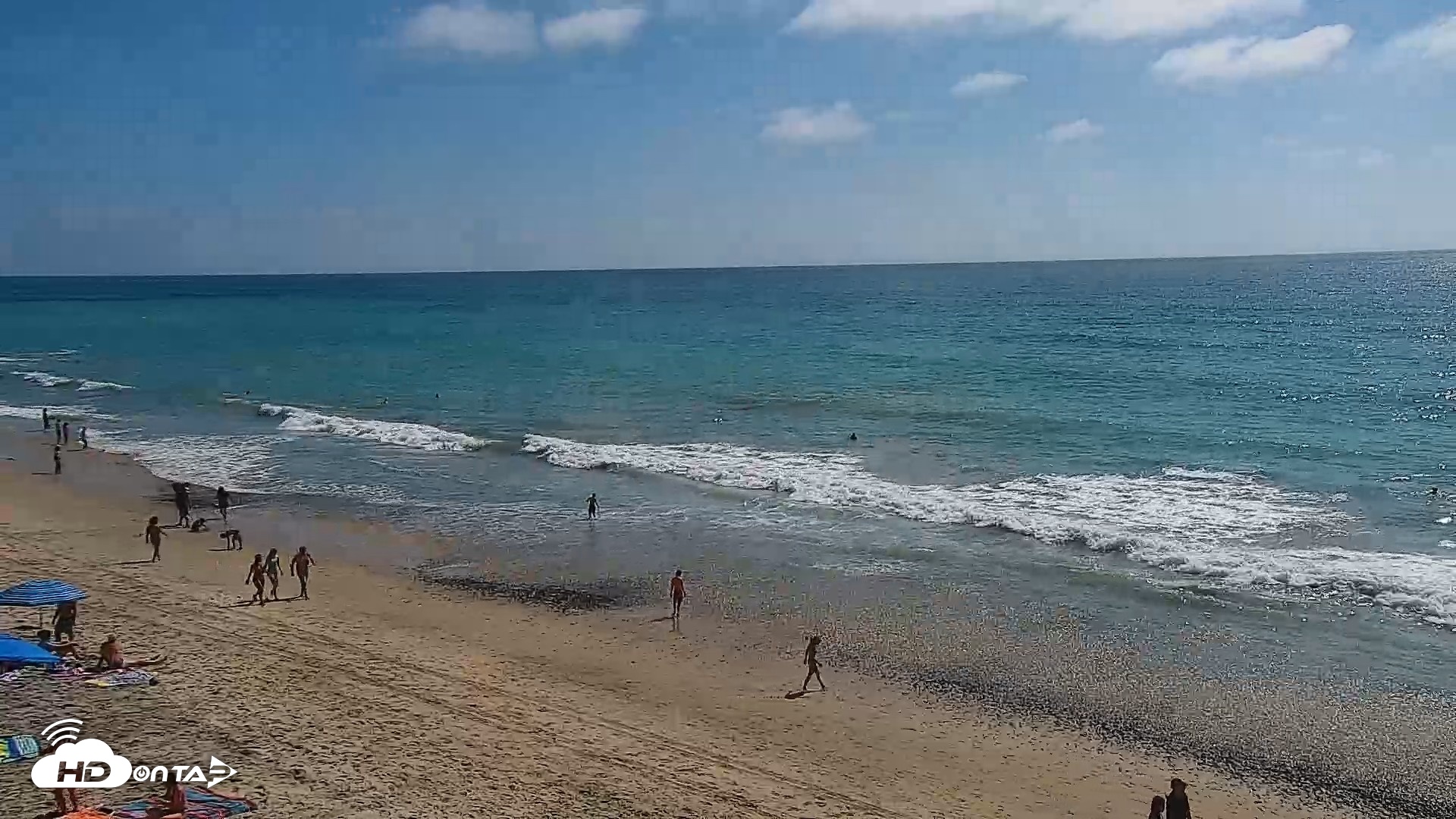 Snapshot of Carlsbad Beach Surf Live Webcam taken Sep 13, 2026, 2:57pm PDT