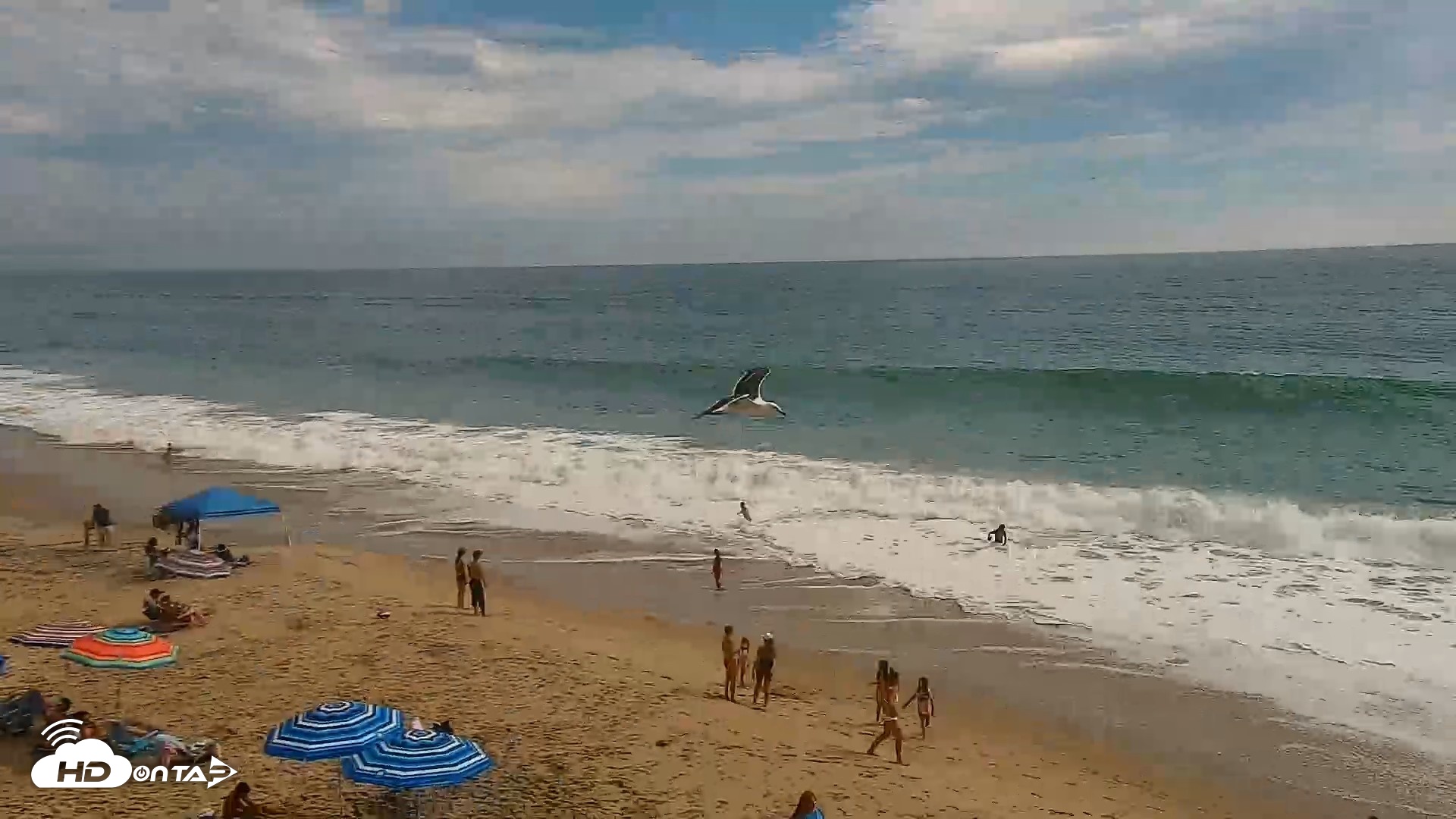 Snapshot of Carlsbad Beach Surf Live Webcam taken Jul 20, 2026, 4:35pm PDT