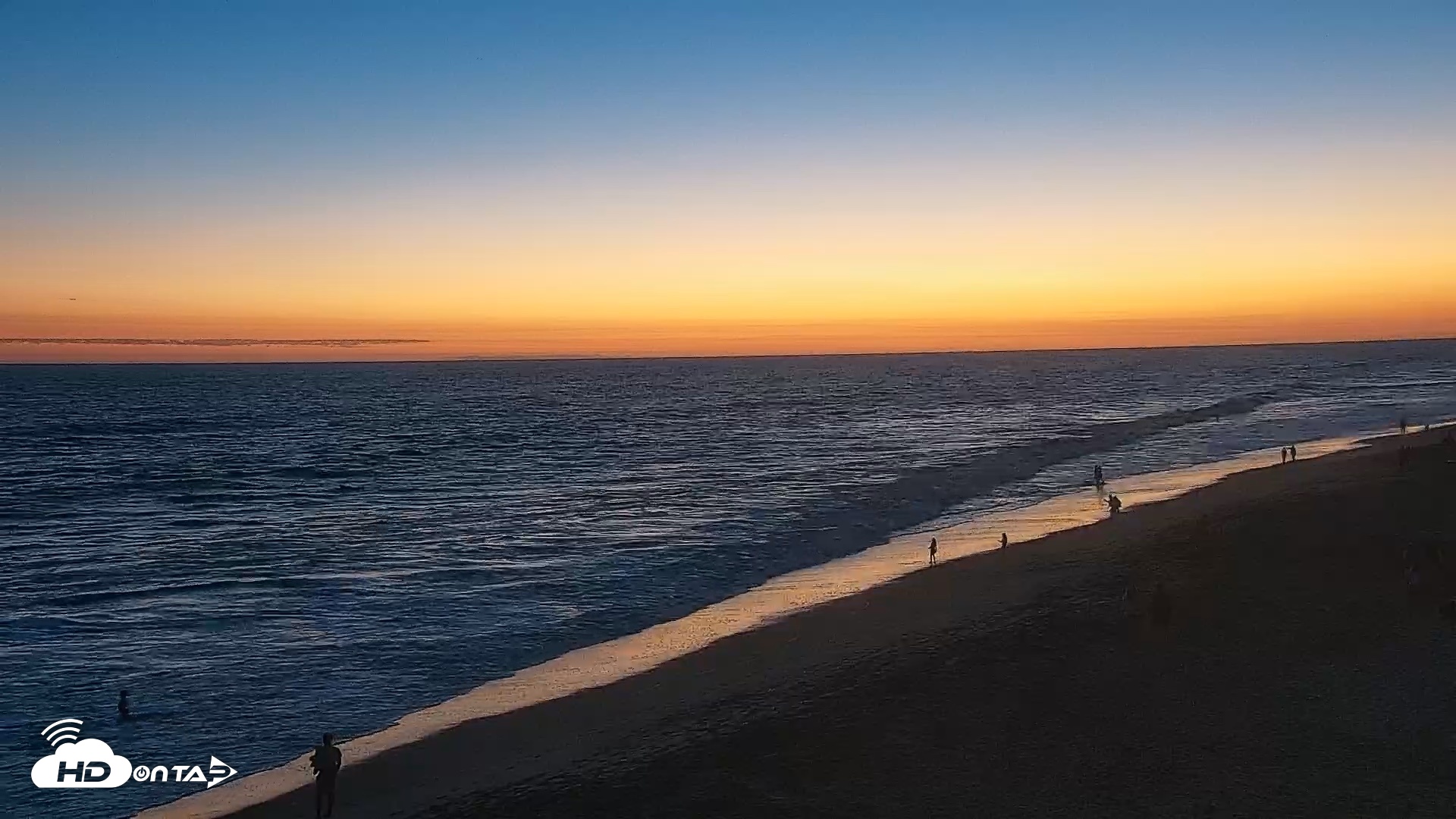 Snapshot of Carlsbad Beach Surf Live Webcam taken Jul 21, 2026, 8:27pm PDT