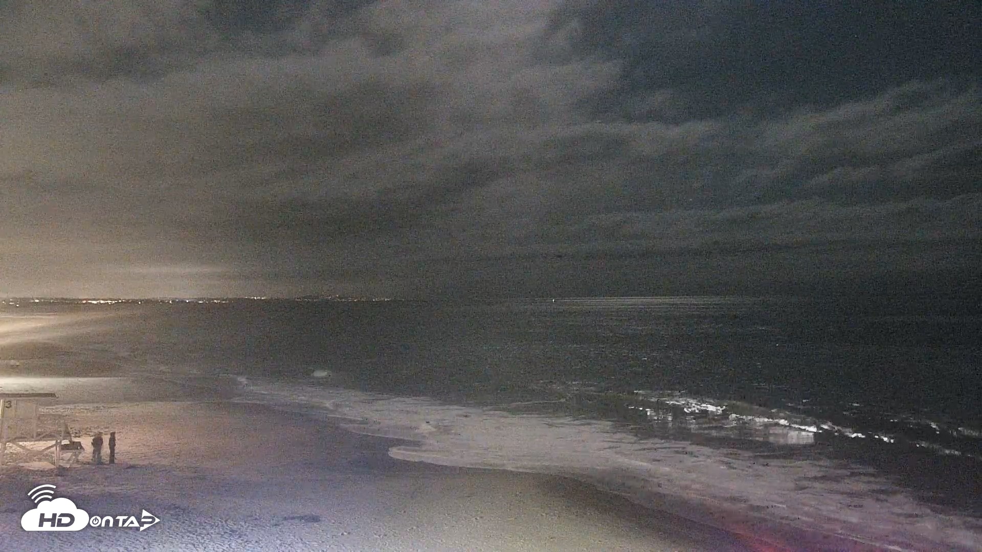Snapshot of Carlsbad Beach Surf Live Webcam taken Jun 26, 2026, 10:33pm PDT