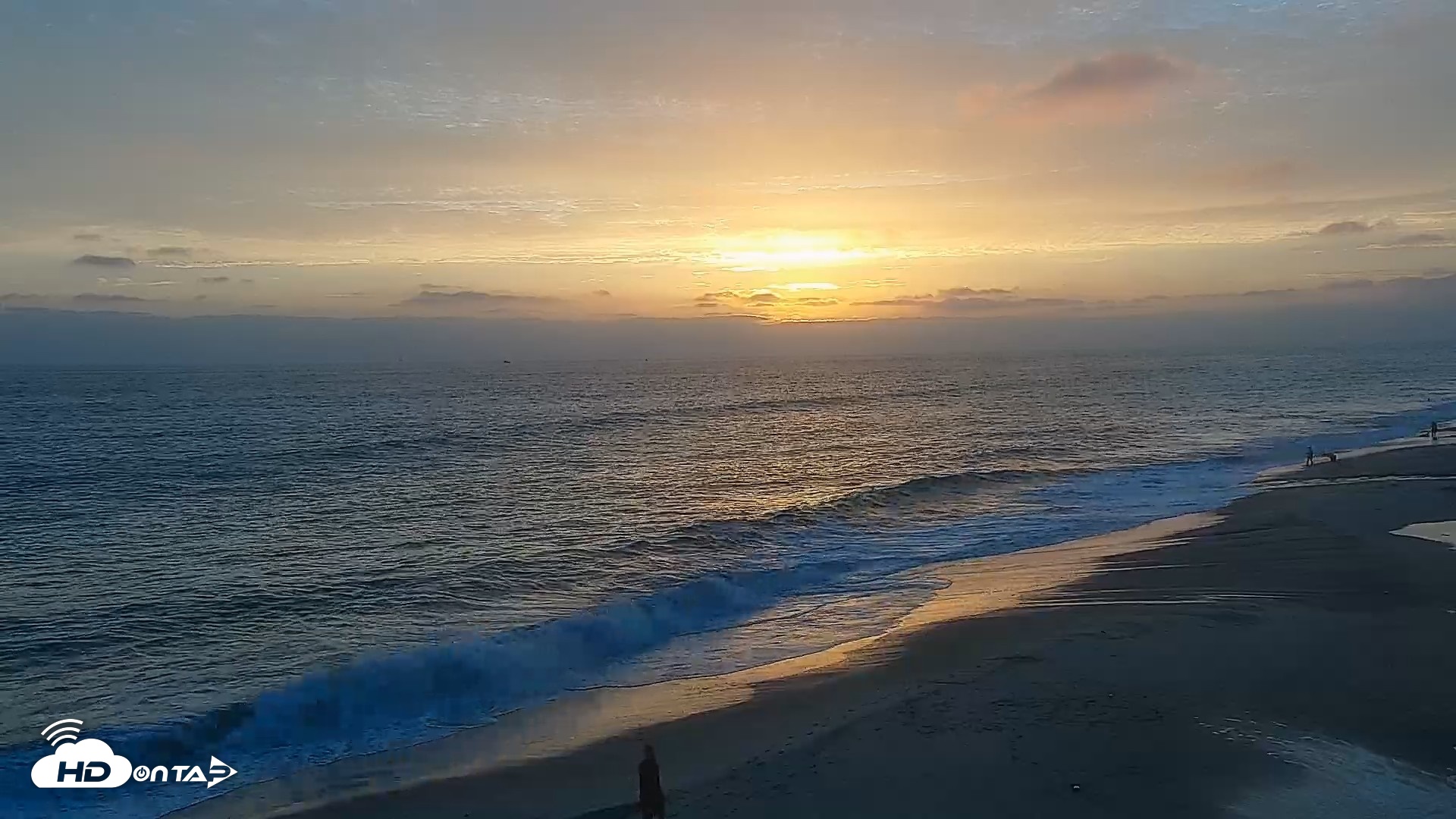 Snapshot of Carlsbad Beach Surf Live Webcam taken Jul 25, 2026, 7:49pm PDT