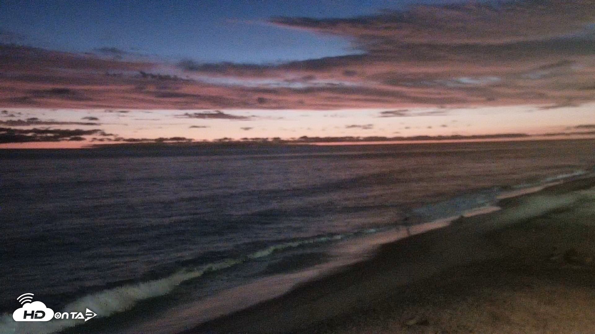 Snapshot of Carlsbad Beach Surf Live Webcam taken Aug 13, 2026, 8:27pm PDT