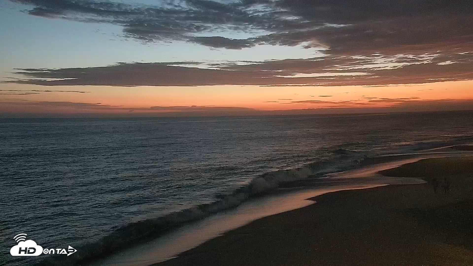 Snapshot of Carlsbad Beach Surf Live Webcam taken Jul 12, 2026, 8:40pm PDT