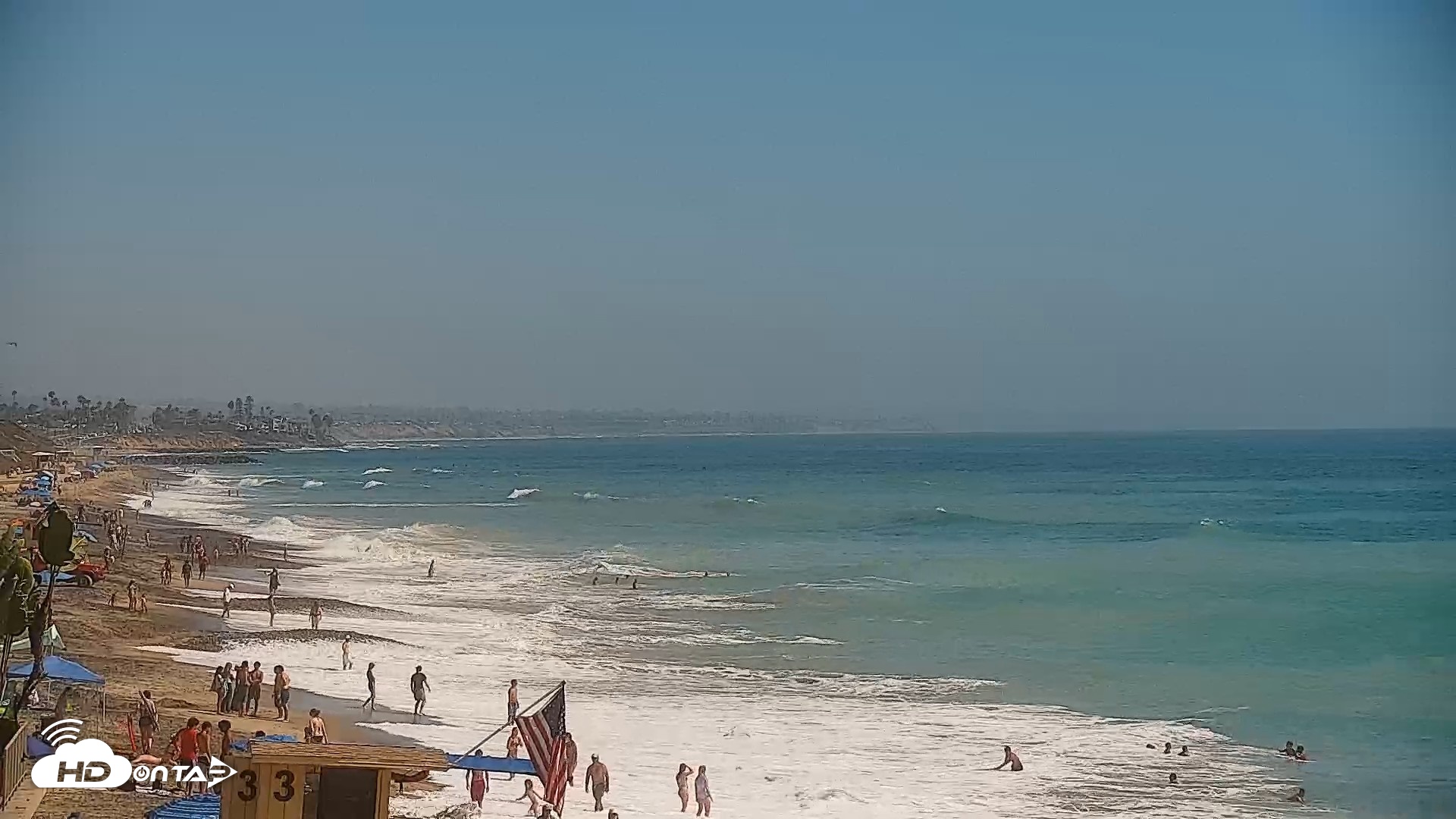 Snapshot of Carlsbad Beach Surf Live Webcam taken Aug 18, 2026, 3:19pm PDT