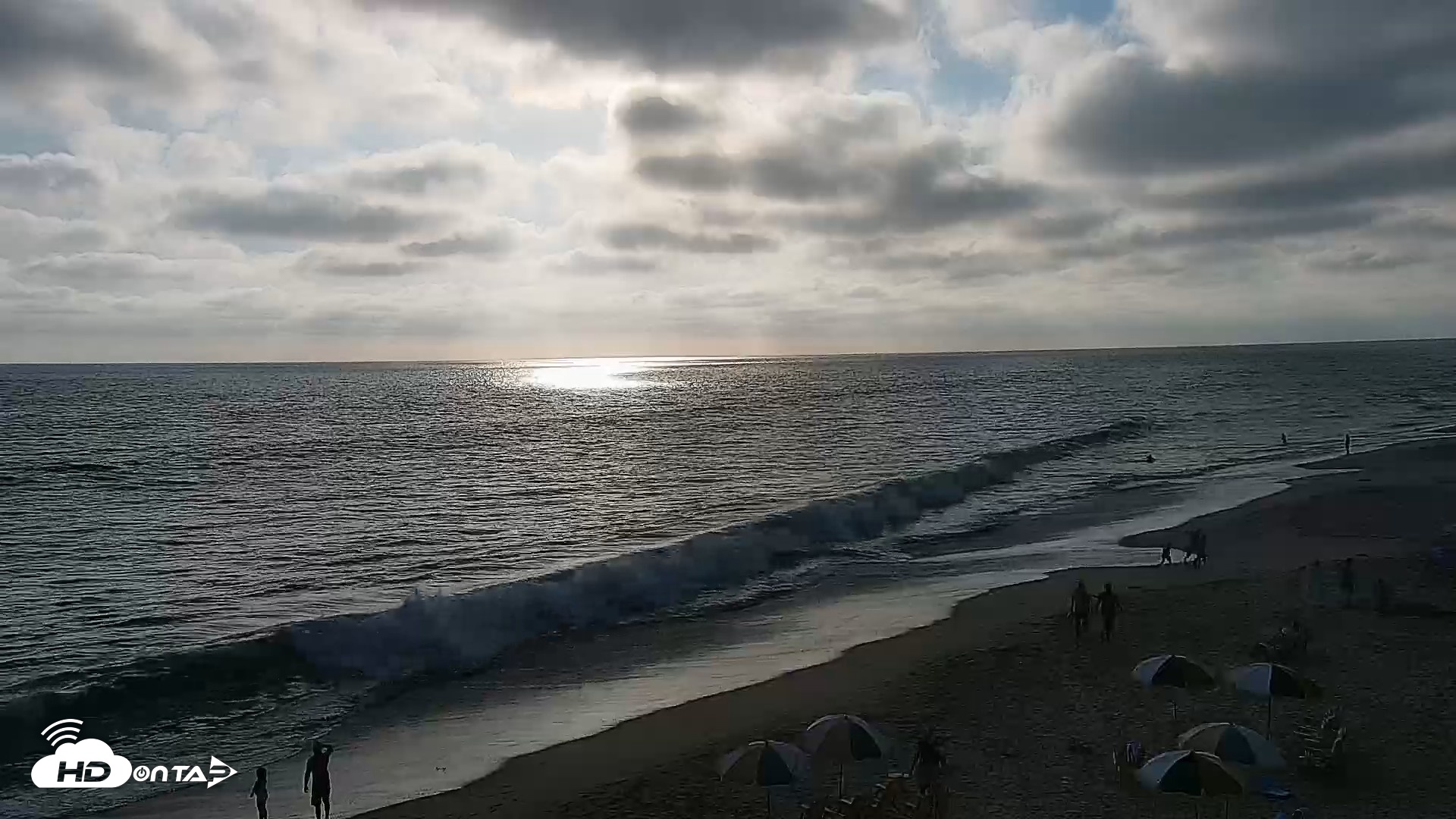 Snapshot of Carlsbad Beach Surf Live Webcam taken Jul 13, 2026, 6:42pm PDT