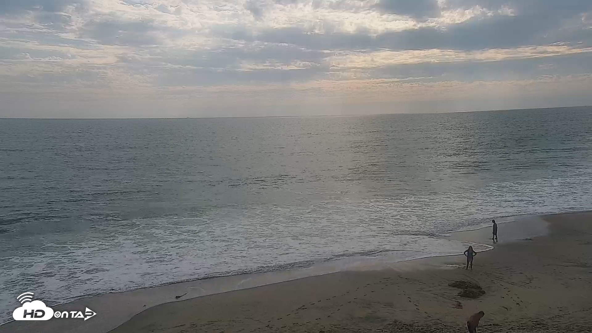 Snapshot of Carlsbad Beach Surf Live Webcam taken Jun 23, 2026, 5:28pm PDT
