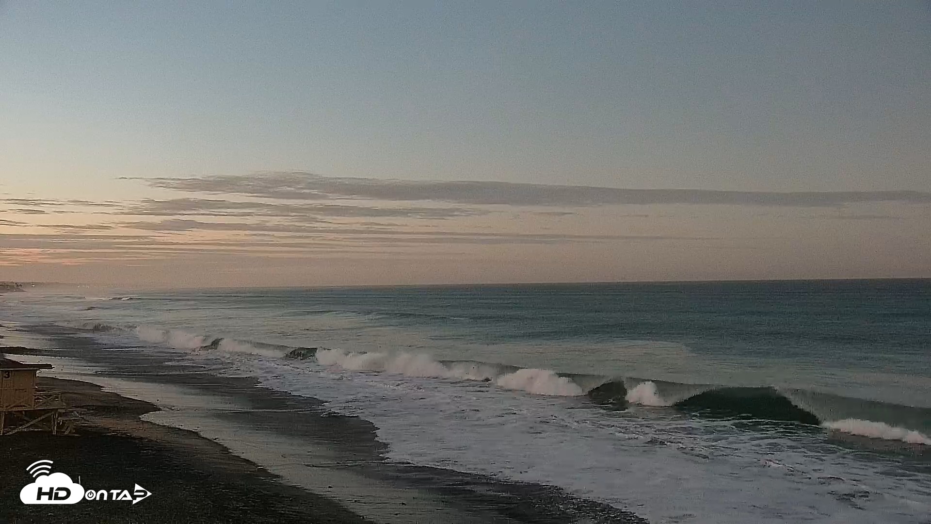 Snapshot of Carlsbad Beach Surf Live Webcam taken Sep 5, 2026, 6:03am PDT
