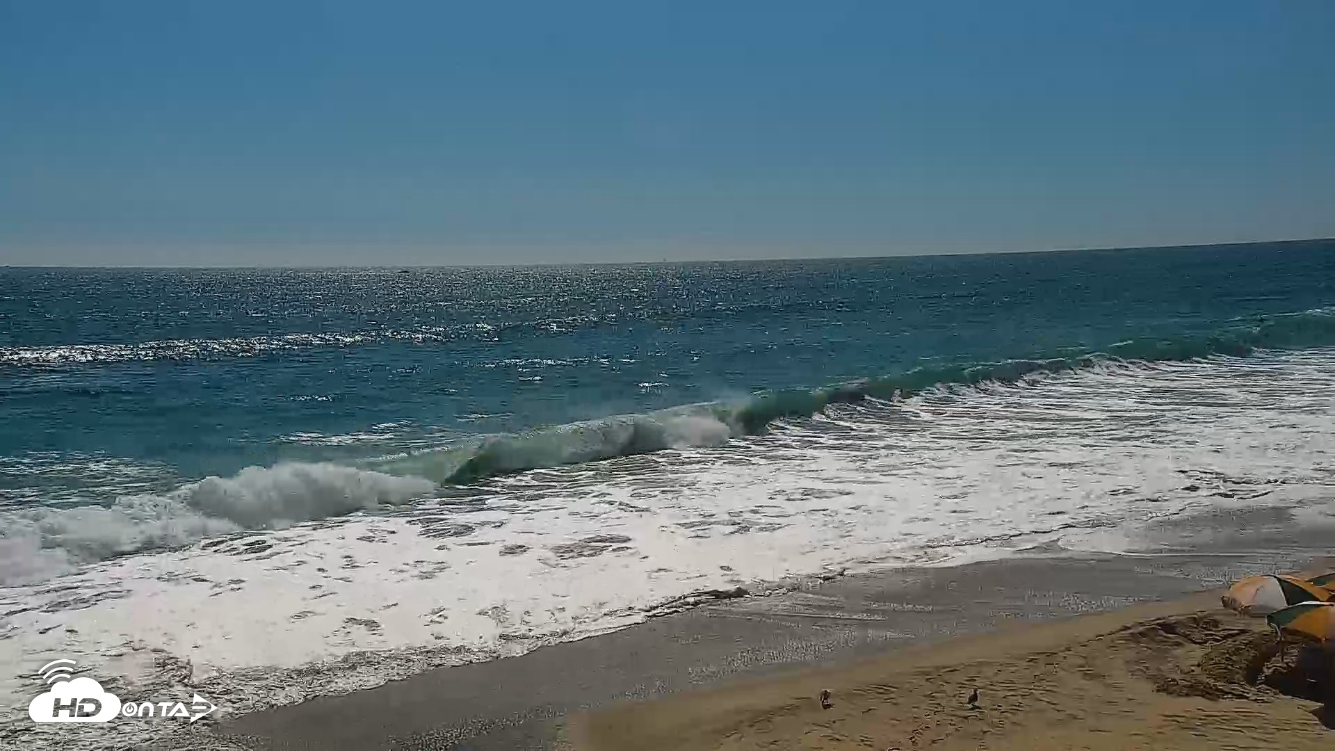 Snapshot of Carlsbad Beach Surf Live Webcam taken Jul 21, 2026, 3:46pm PDT