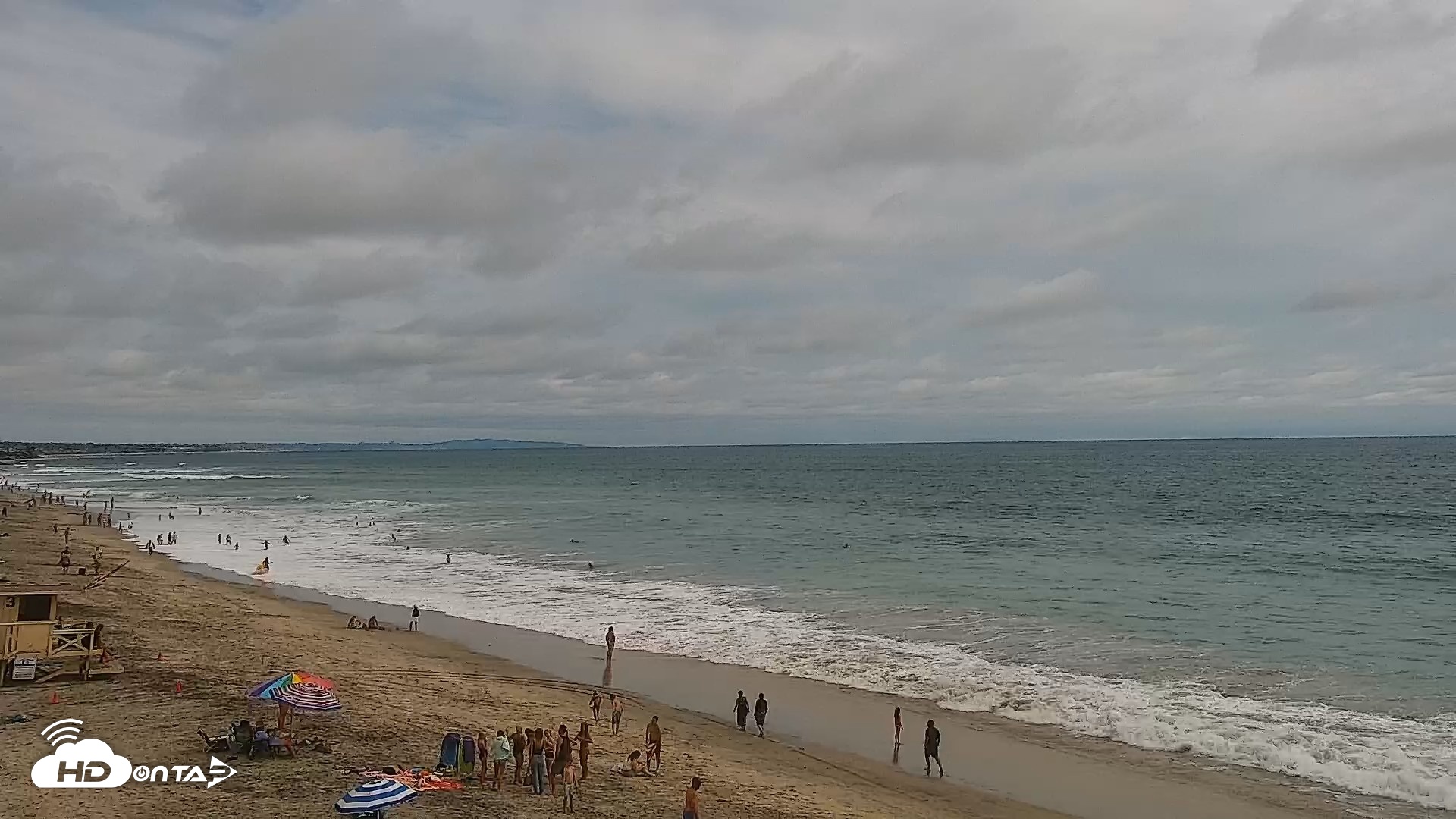Snapshot of Carlsbad Beach Surf Live Webcam taken Aug 13, 2026, 4:03pm PDT