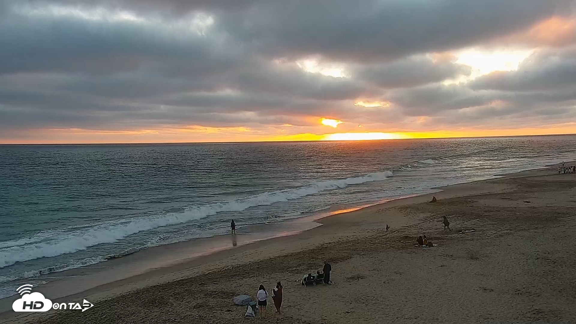 Snapshot of Carlsbad Beach Surf Live Webcam taken Jul 5, 2026, 7:58pm PDT