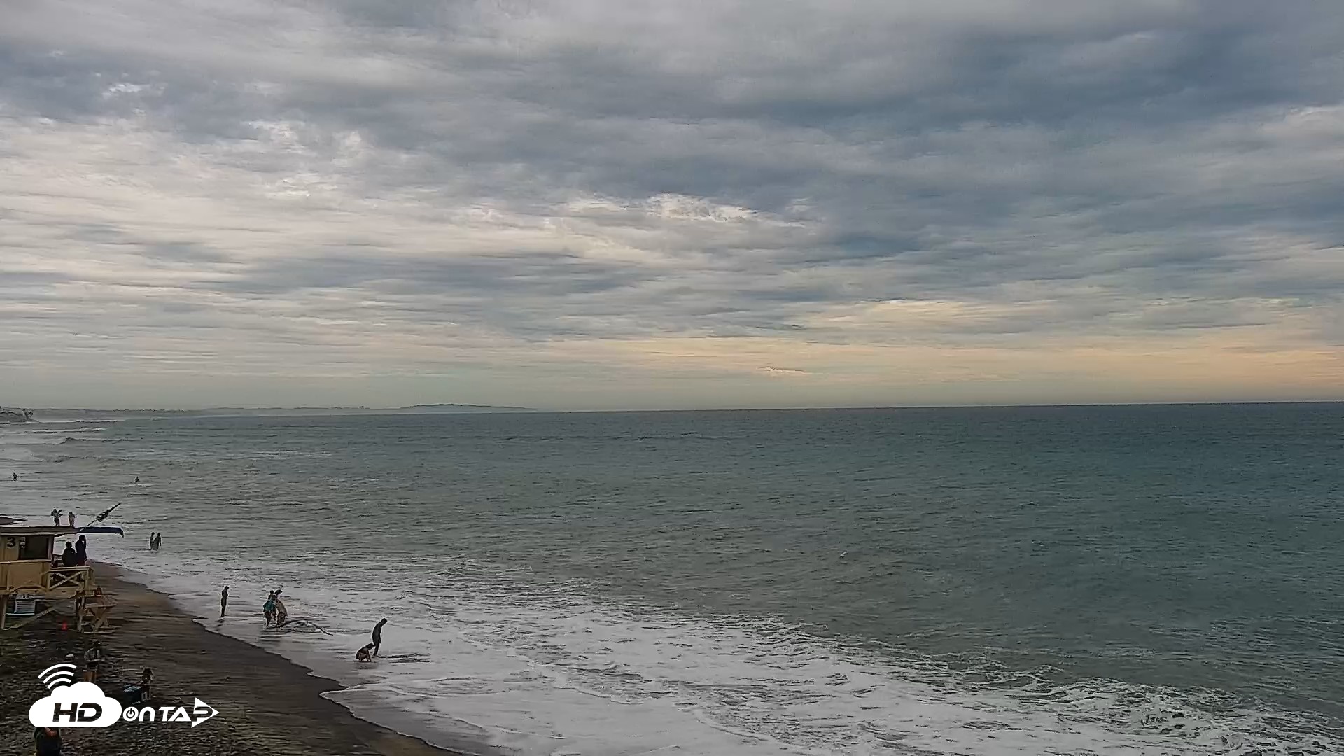 Snapshot of Carlsbad Beach Surf Live Webcam taken Sep 6, 2026, 4:33pm PDT