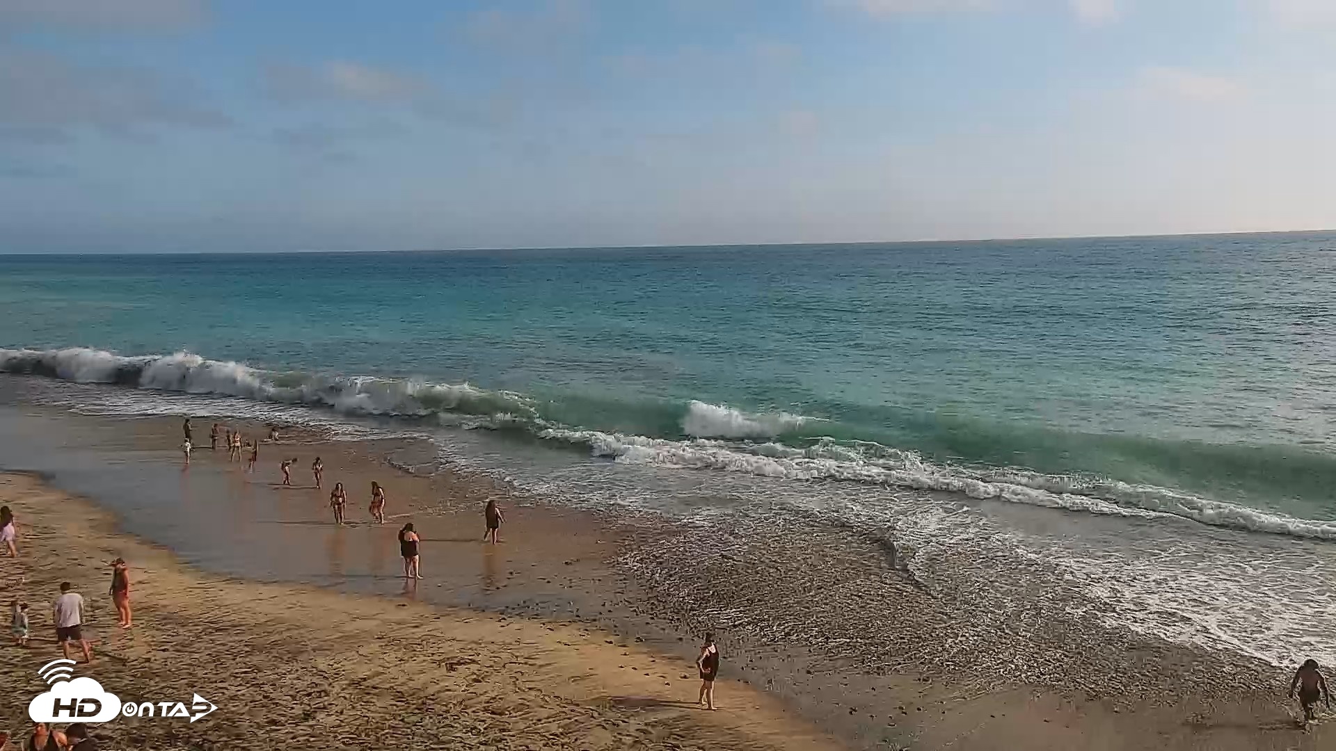 Snapshot of Carlsbad Beach Surf Live Webcam taken Aug 8, 2026, 5:49pm PDT