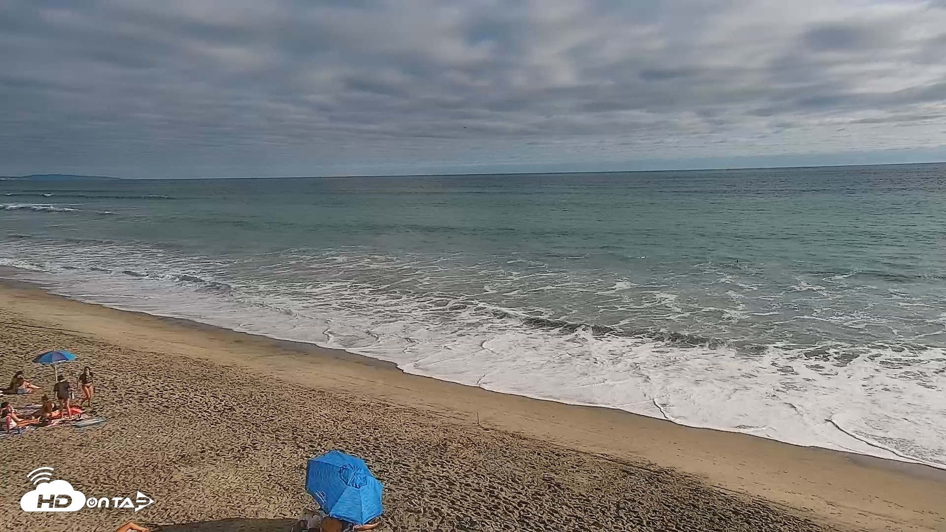 Snapshot of Carlsbad Beach Surf Live Webcam taken Aug 14, 2026, 5:51pm PDT