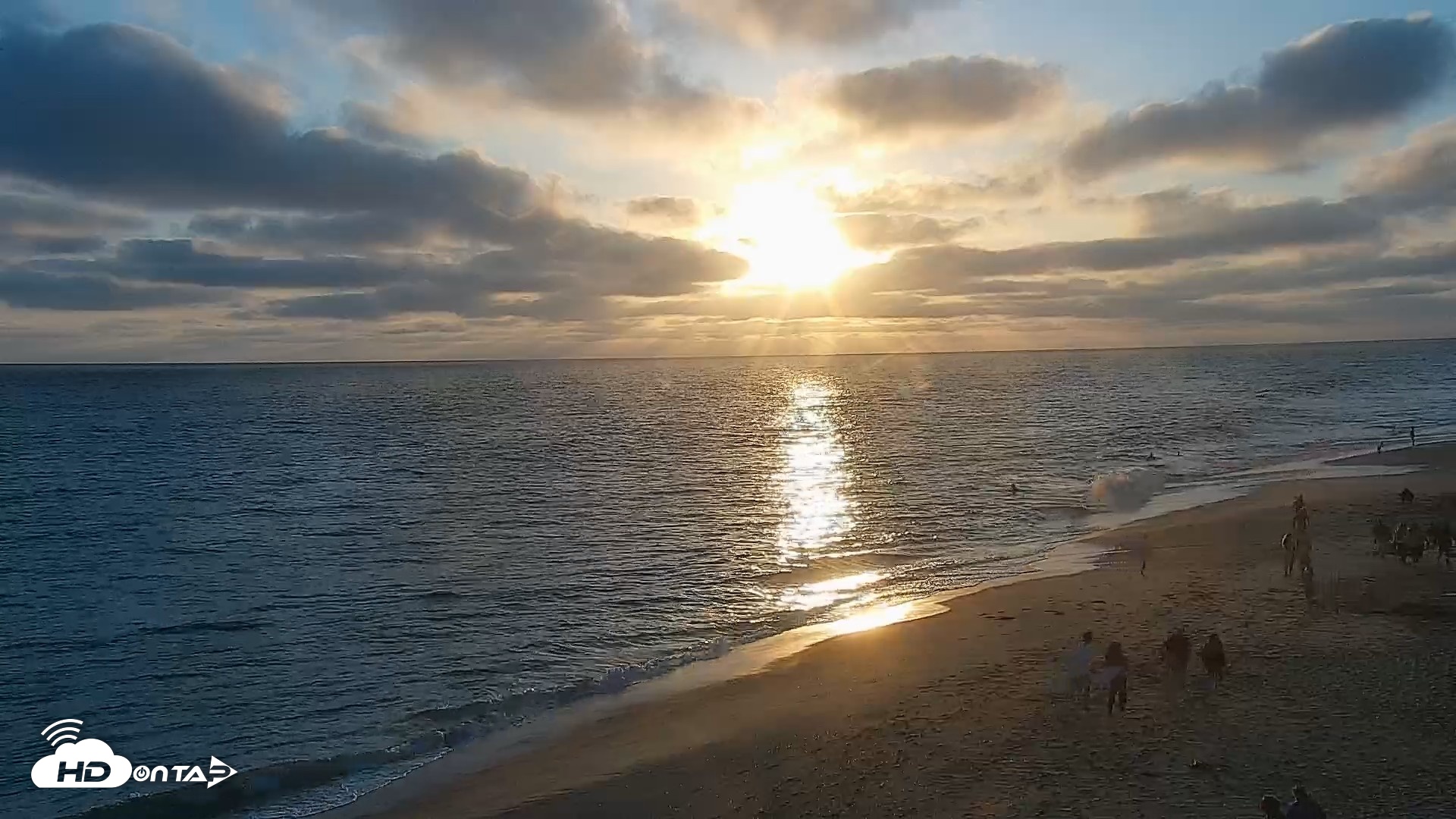 Snapshot of Carlsbad Beach Surf Live Webcam taken Jul 13, 2026, 7:38pm PDT