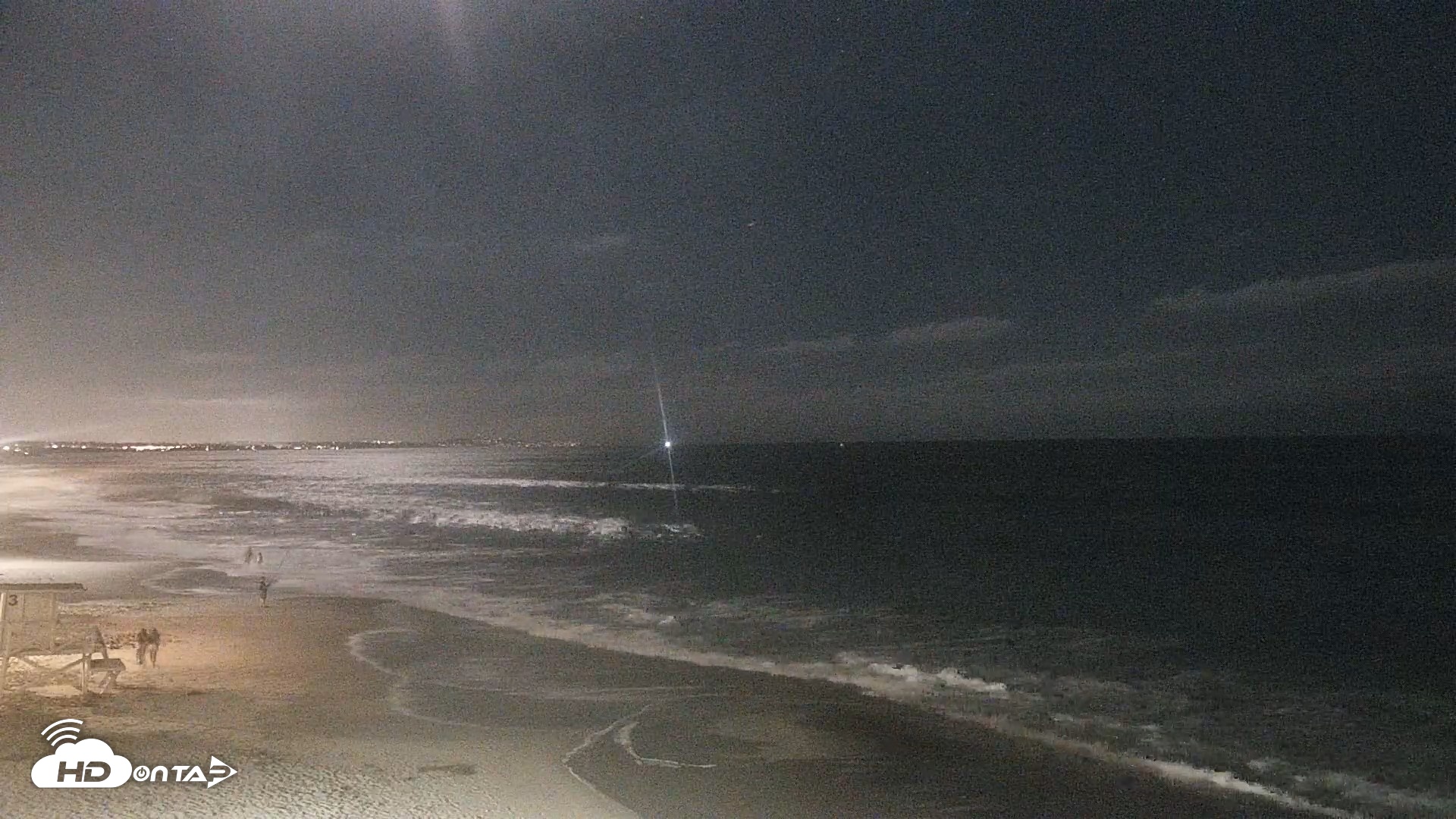 Snapshot of Carlsbad Beach Surf Live Webcam taken Jun 26, 2026, 9:17pm PDT
