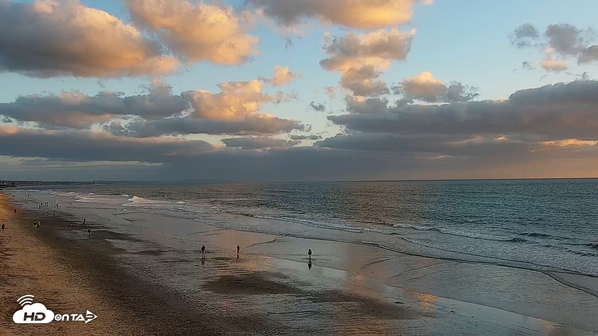 Snapshot of Carlsbad Beach Surf Live Webcam taken Feb 10, 2025, 5:10pm PST