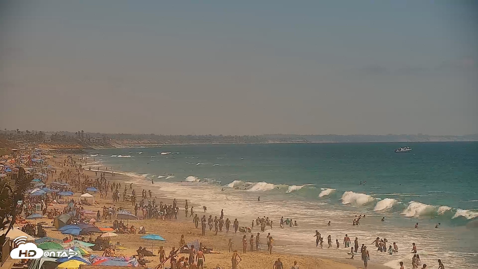 Snapshot of Carlsbad Beach Surf Live Webcam taken Jun 26, 2026, 2:31pm PDT