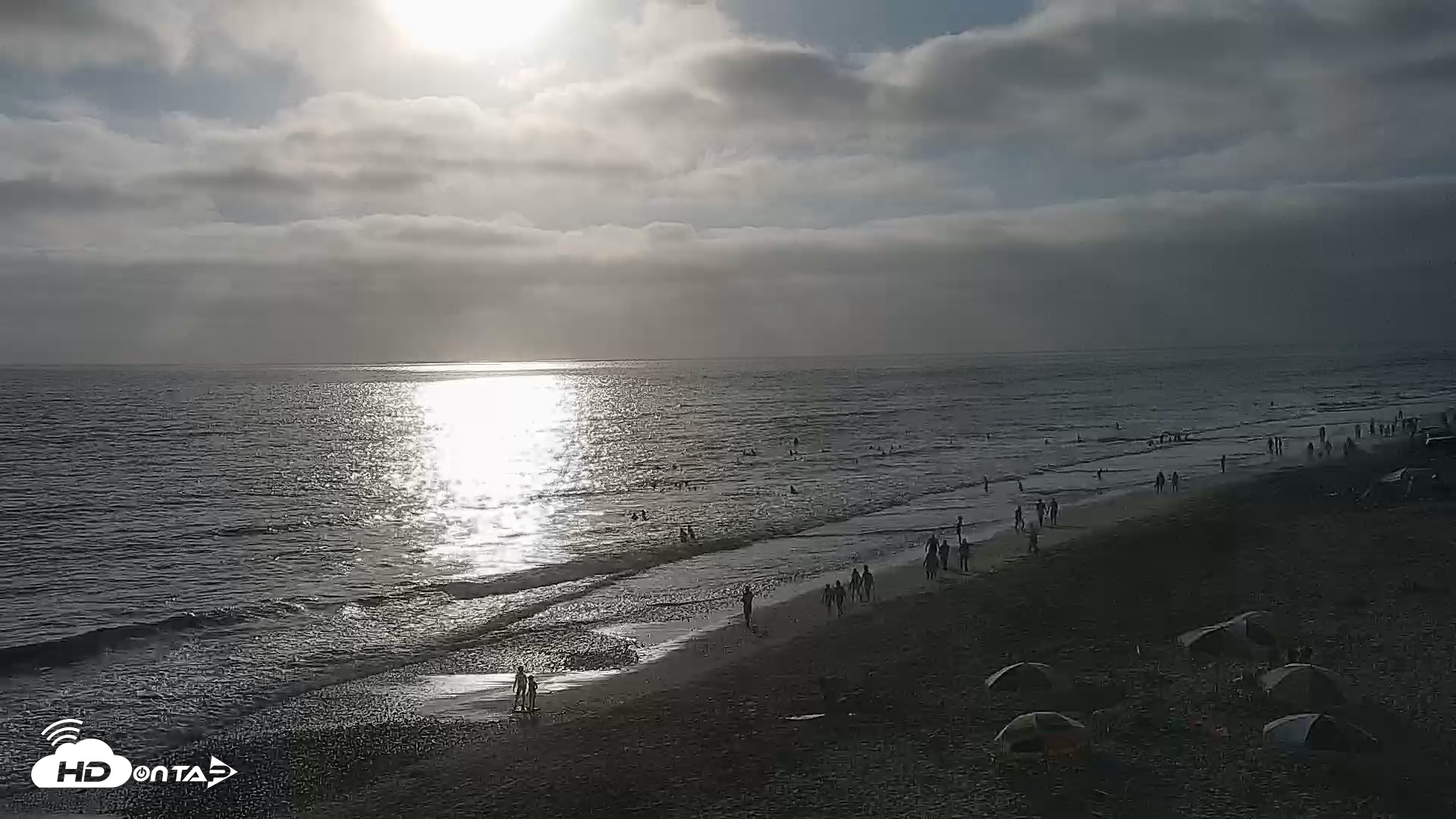 Snapshot of Carlsbad Beach Surf Live Webcam taken Aug 2, 2026, 6:33pm PDT
