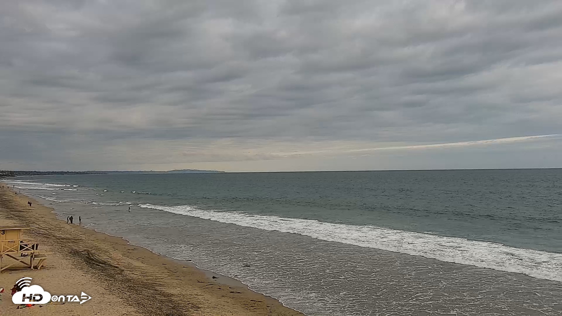 Snapshot of Carlsbad Beach Surf Live Webcam taken May 3, 2026, 5:54pm PDT