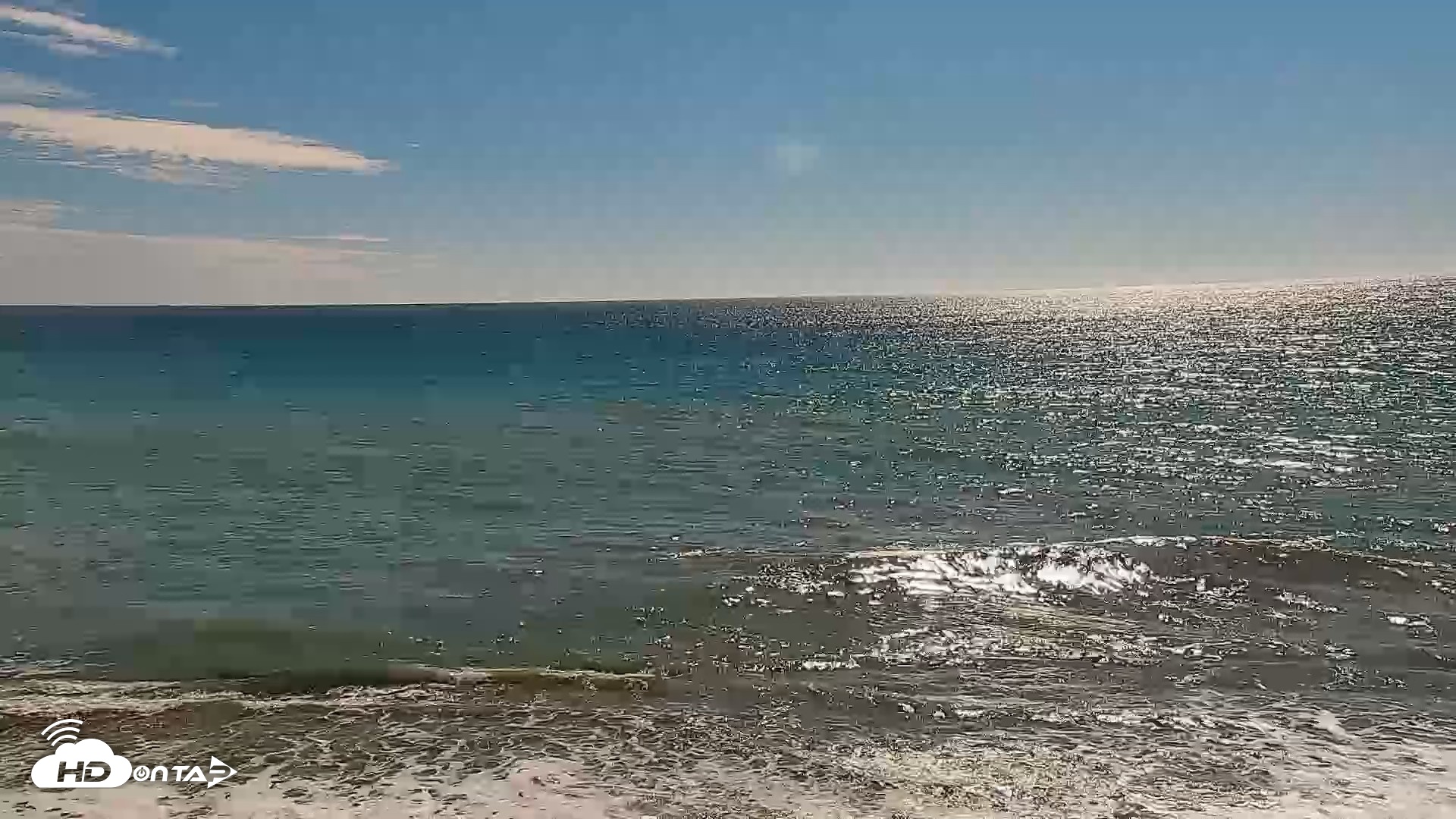 Snapshot of Carlsbad Beach Surf Live Webcam taken Sep 5, 2026, 3:42pm PDT