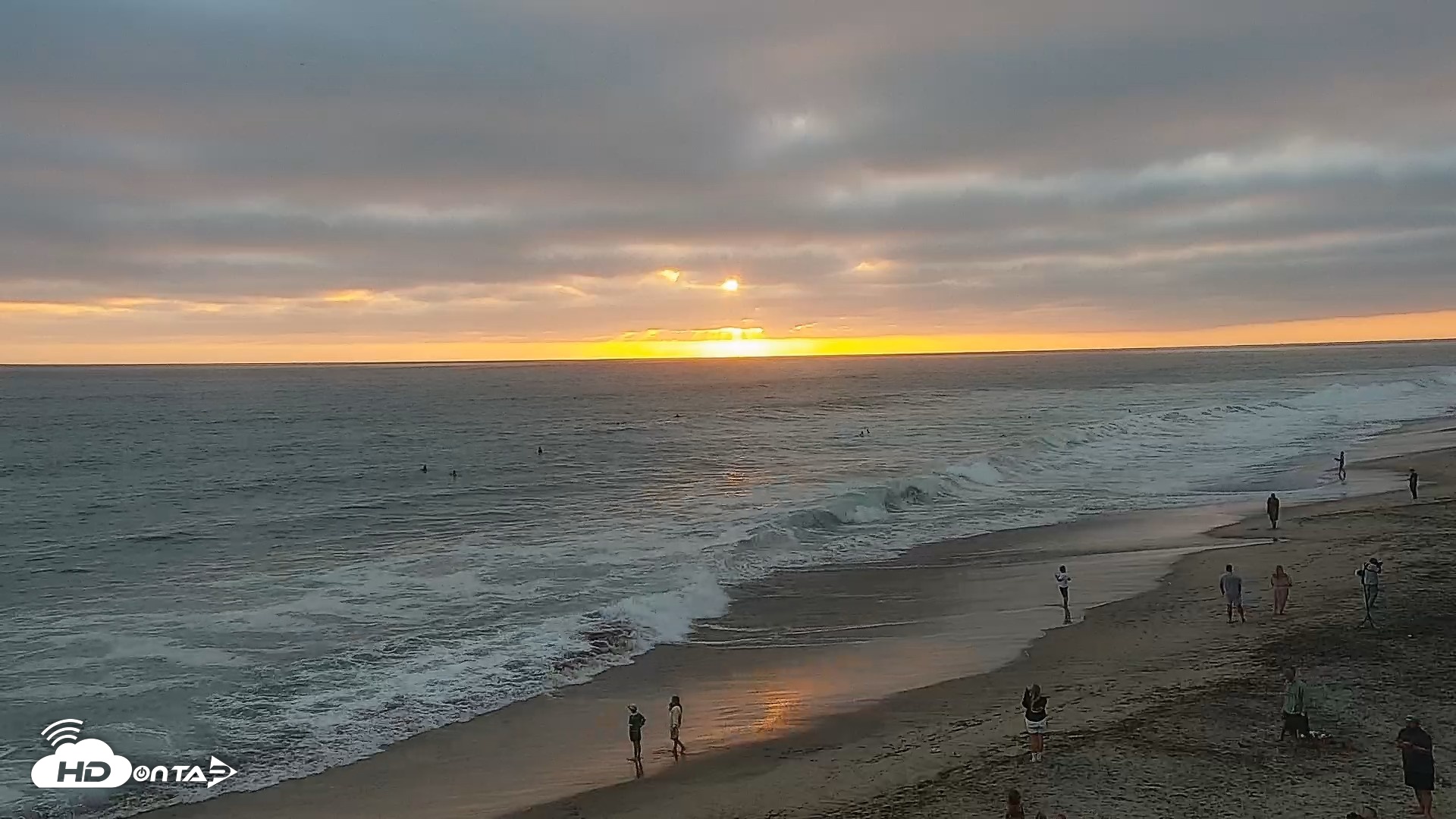 Snapshot of Carlsbad Beach Surf Live Webcam taken Jul 29, 2026, 7:35pm PDT