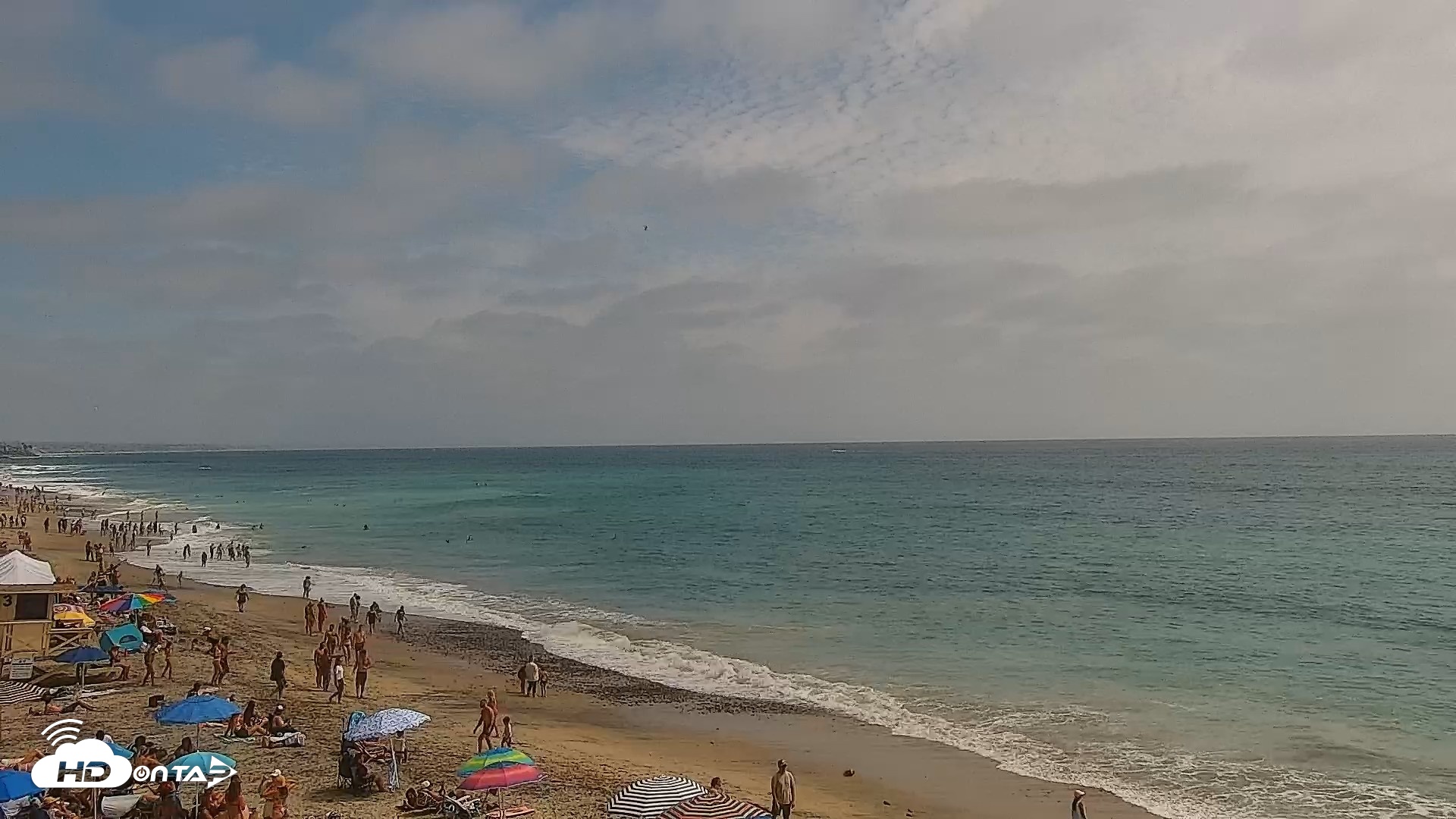 Snapshot of Carlsbad Beach Surf Live Webcam taken Jul 25, 2026, 3:22pm PDT