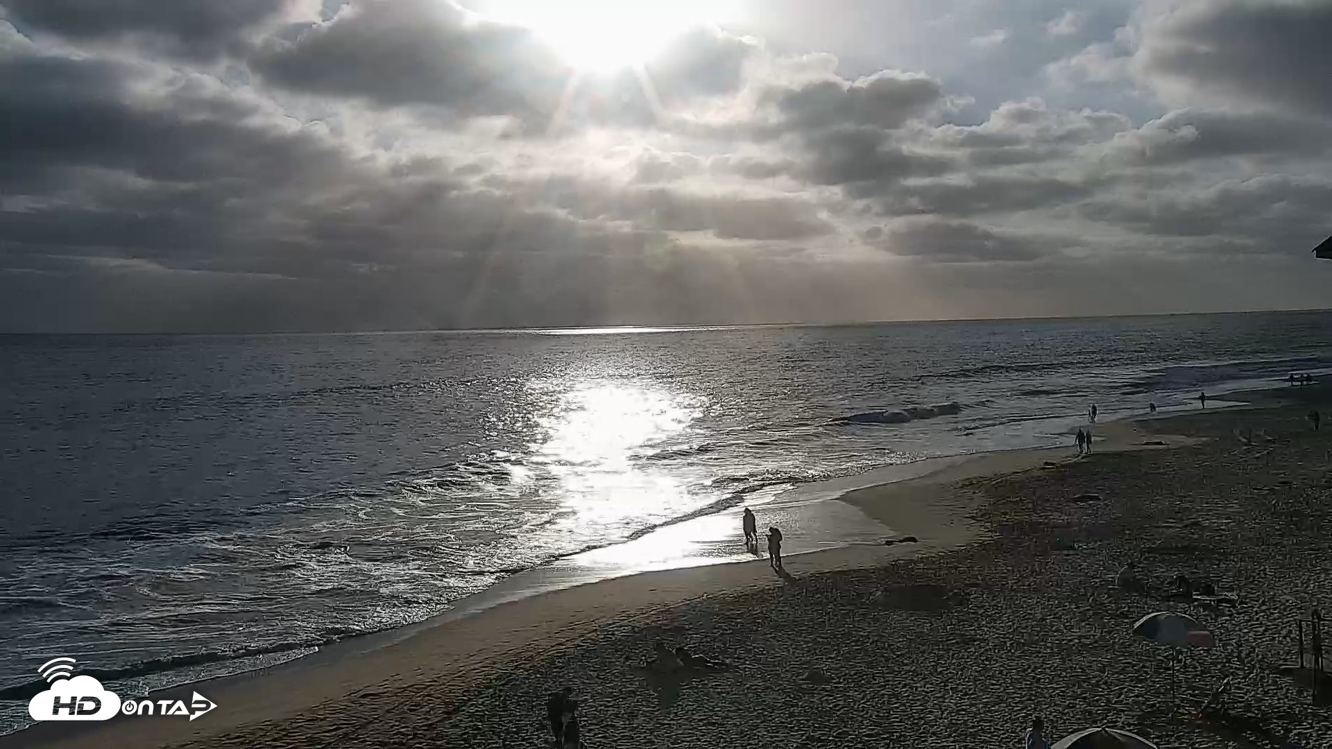 Snapshot of Carlsbad Beach Surf Live Webcam taken Jun 29, 2026, 6:53pm PDT