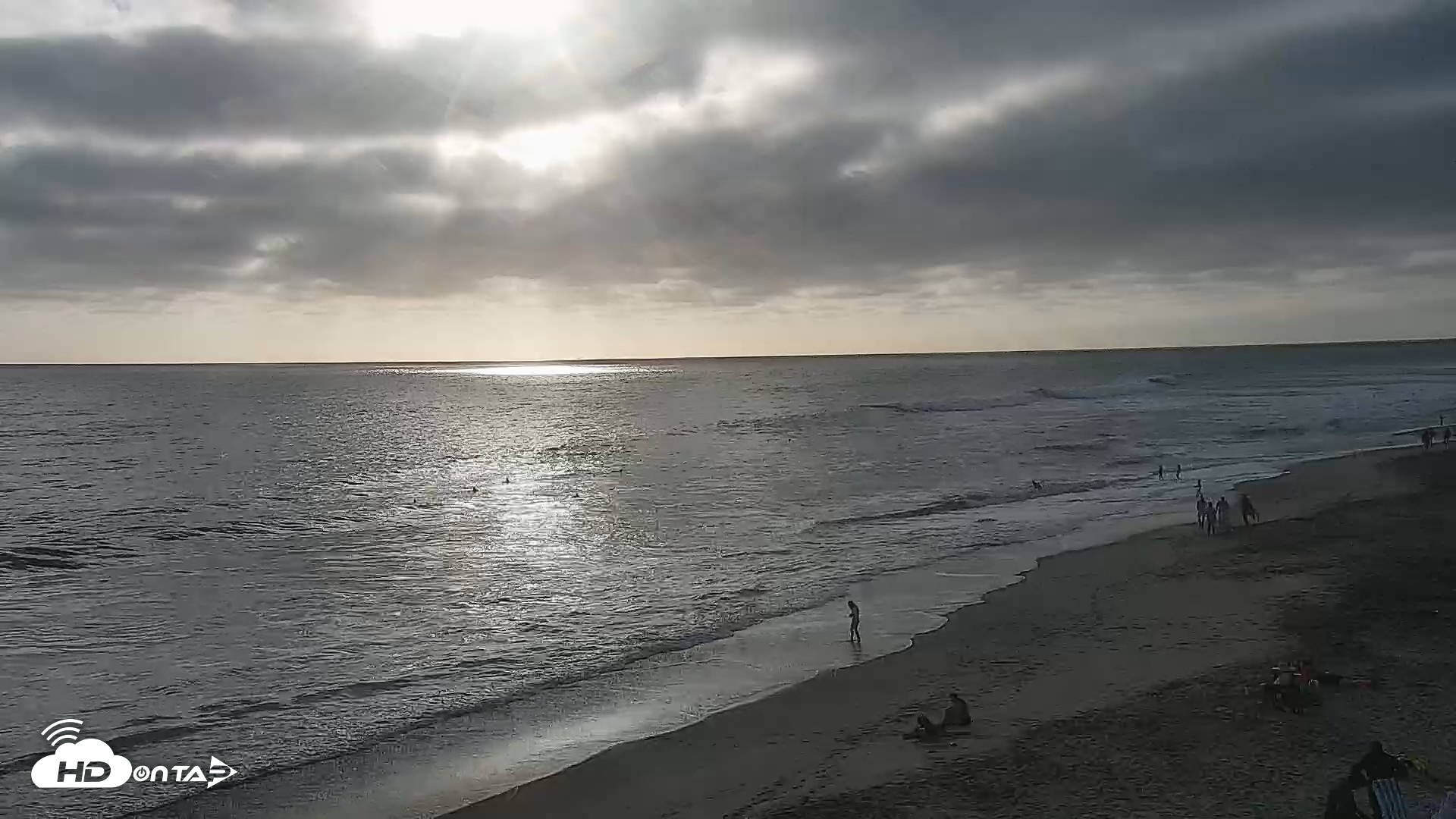 Snapshot of Carlsbad Beach Surf Live Webcam taken Jul 29, 2026, 6:39pm PDT