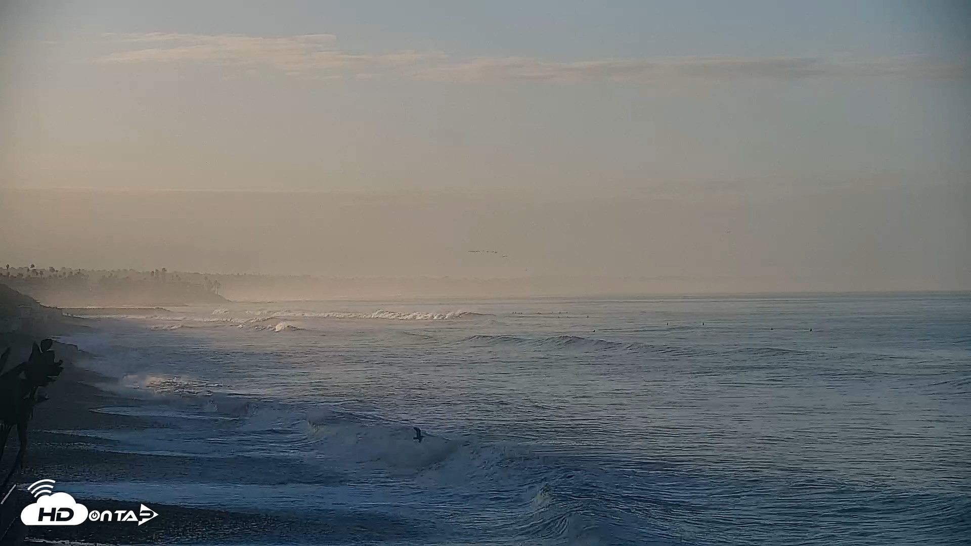 Snapshot of Carlsbad Beach Surf Live Webcam taken Oct 13, 2026, 7:42am PDT