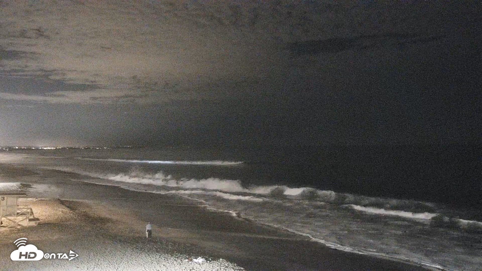 Snapshot of Carlsbad Beach Surf Live Webcam taken Jul 20, 2026, 9:44pm PDT