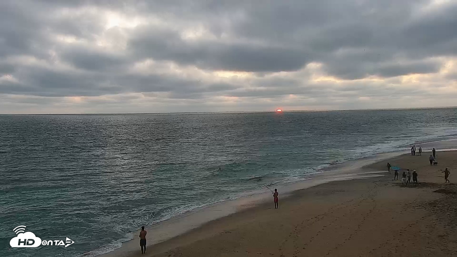 Snapshot of Carlsbad Beach Surf Live Webcam taken Jul 13, 2026, 8:00pm PDT