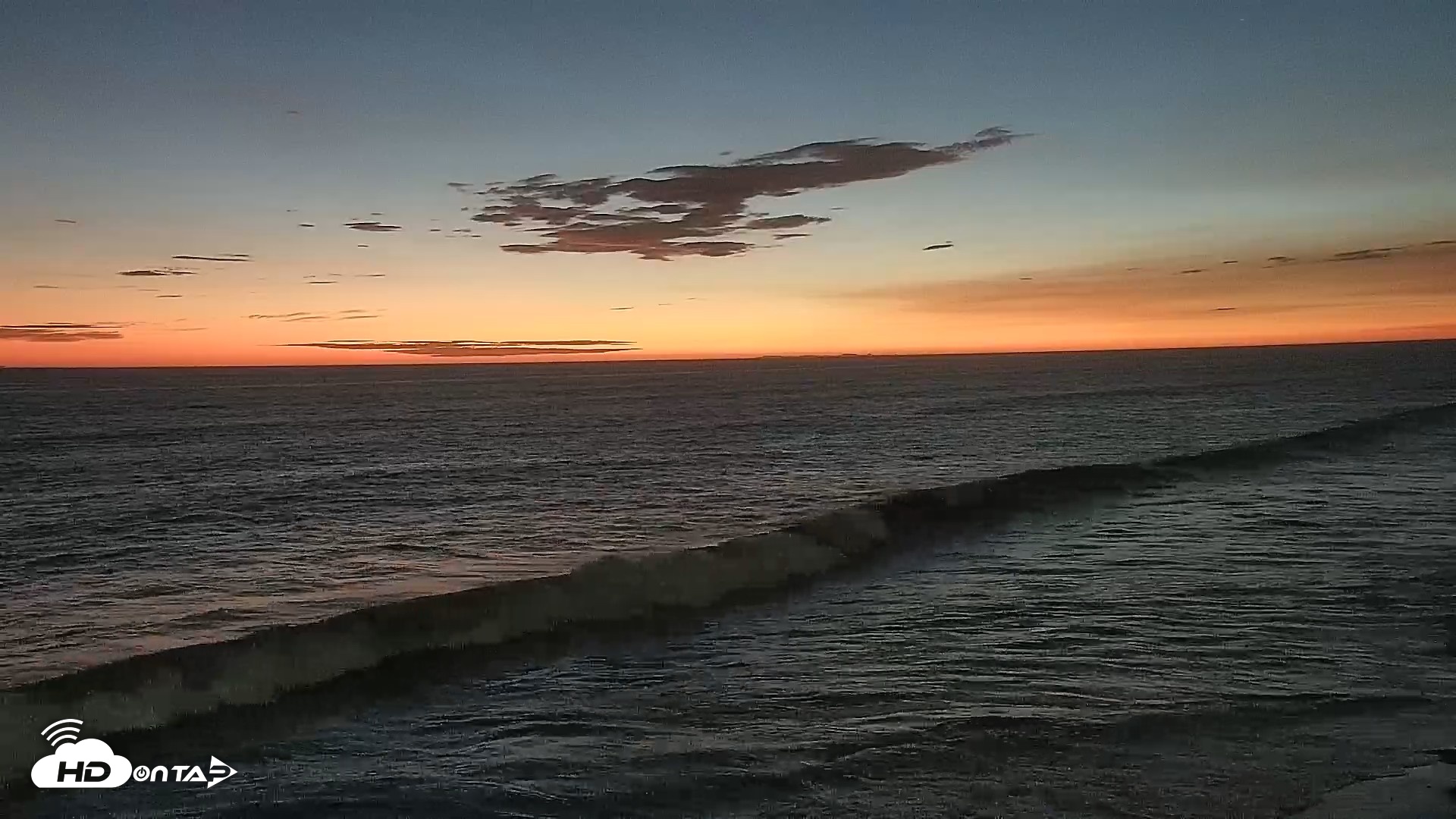 Snapshot of Carlsbad Beach Surf Live Webcam taken Sep 9, 2026, 7:45pm PDT