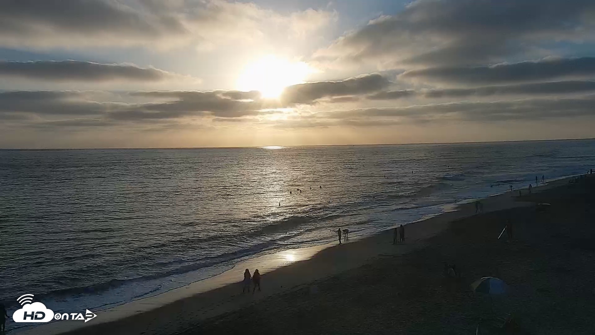 Snapshot of Carlsbad Beach Surf Live Webcam taken Jul 31, 2026, 7:19pm PDT