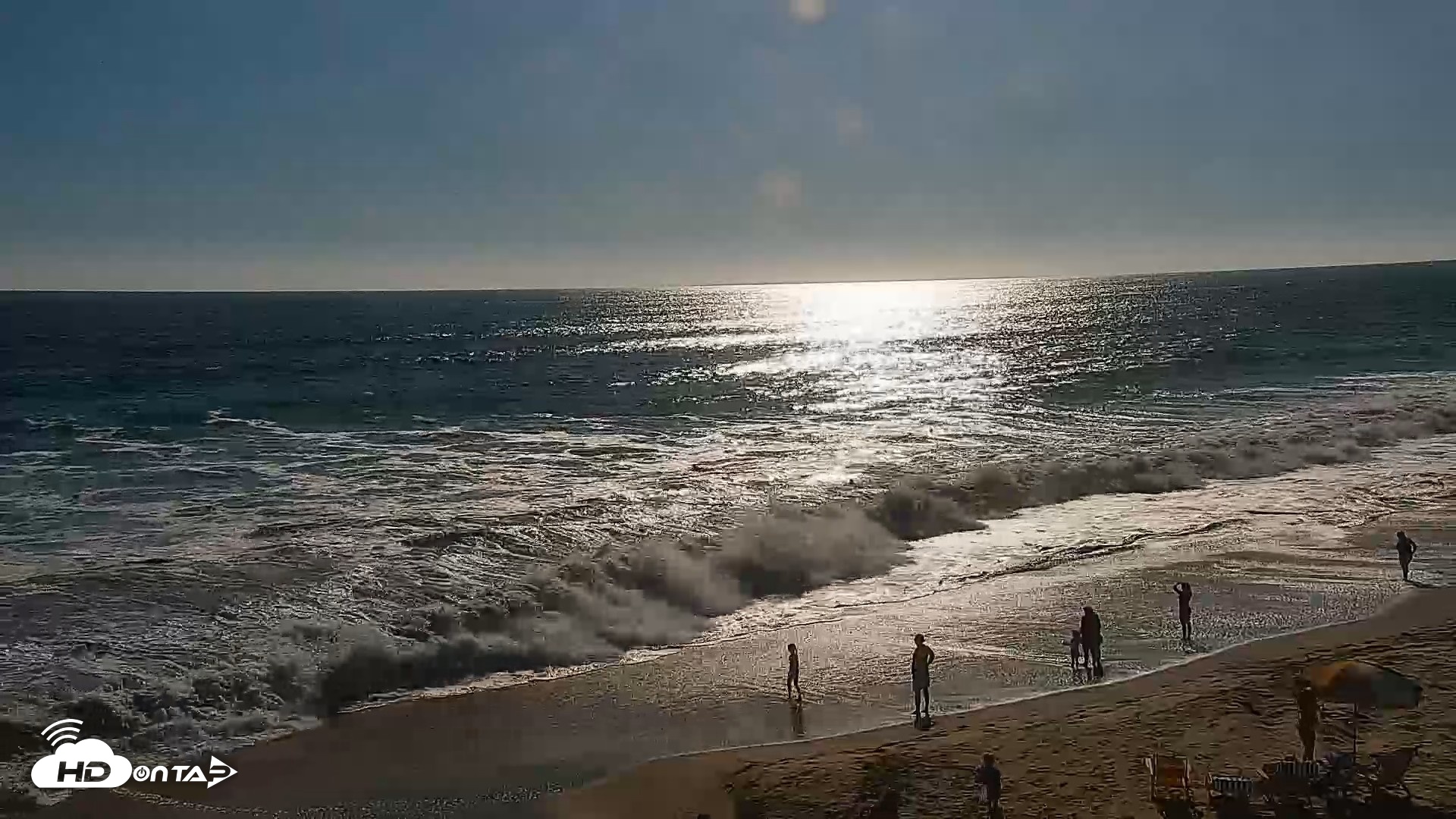 Snapshot of Carlsbad Beach Surf Live Webcam taken Jul 21, 2026, 5:34pm PDT