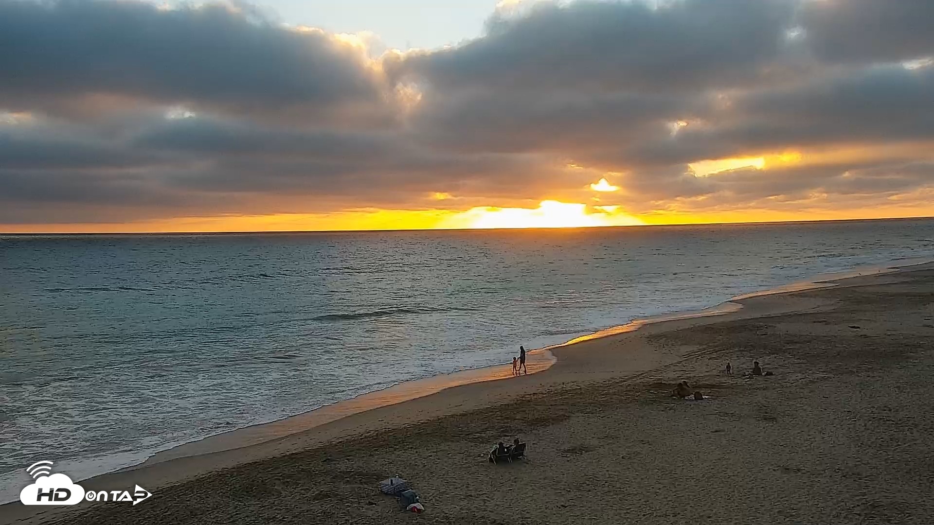 Snapshot of Carlsbad Beach Surf Live Webcam taken Jul 5, 2026, 7:47pm PDT