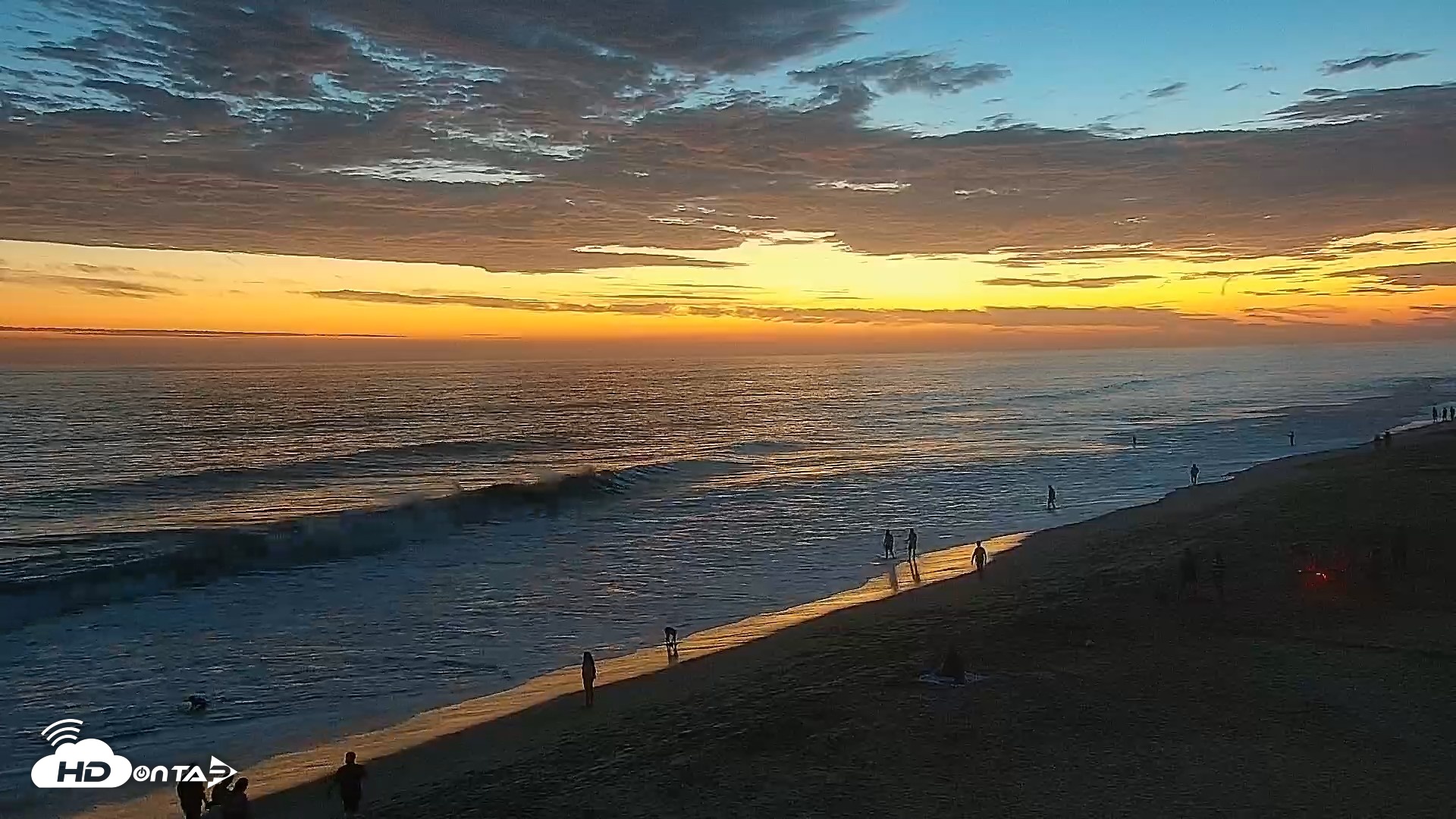 Snapshot of Carlsbad Beach Surf Live Webcam taken Jul 20, 2026, 8:26pm PDT